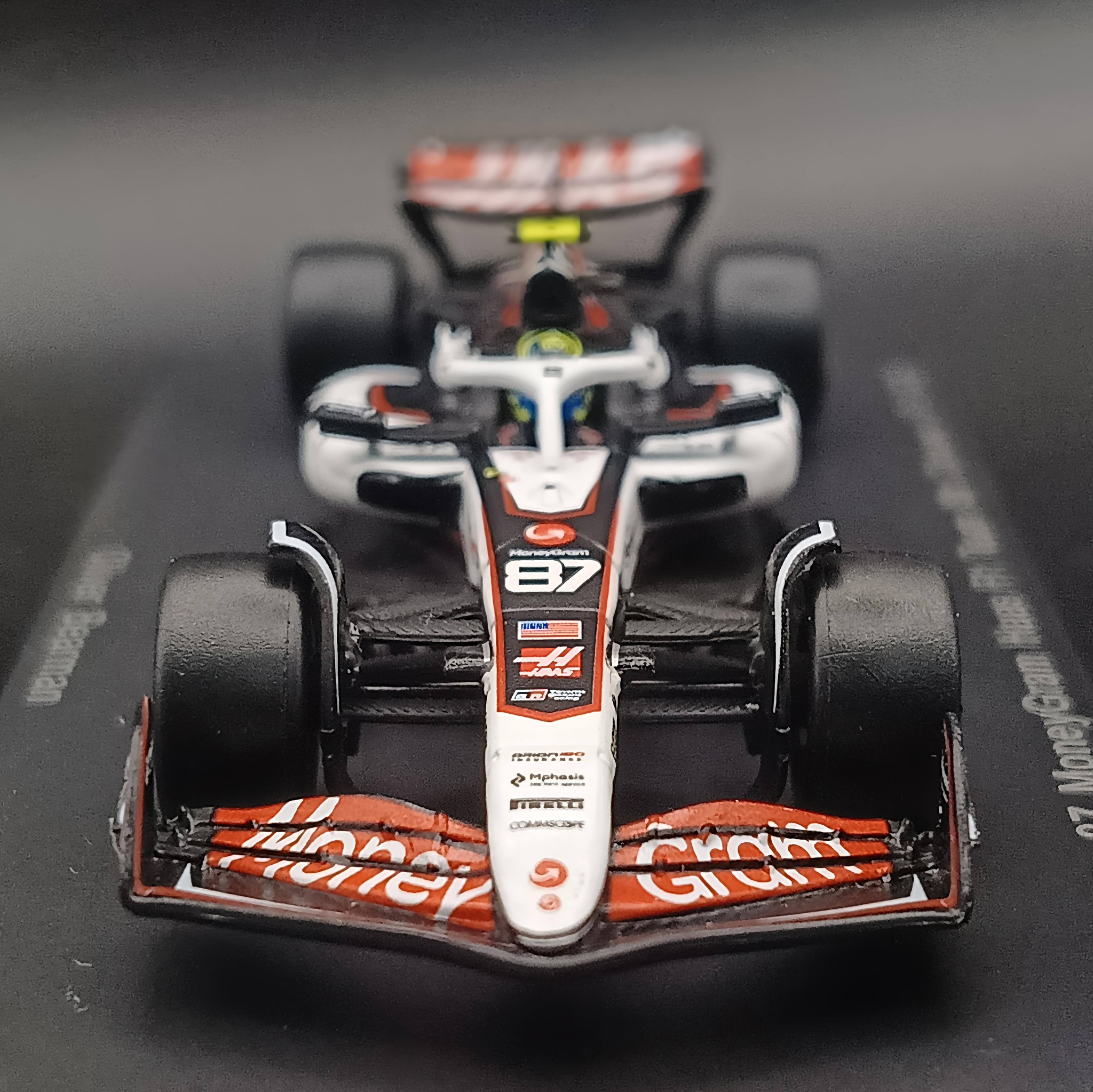 Spark Model 1:64 Haas F1 Team VF-25 Oliver Bearman 8th Chinese GP 2025