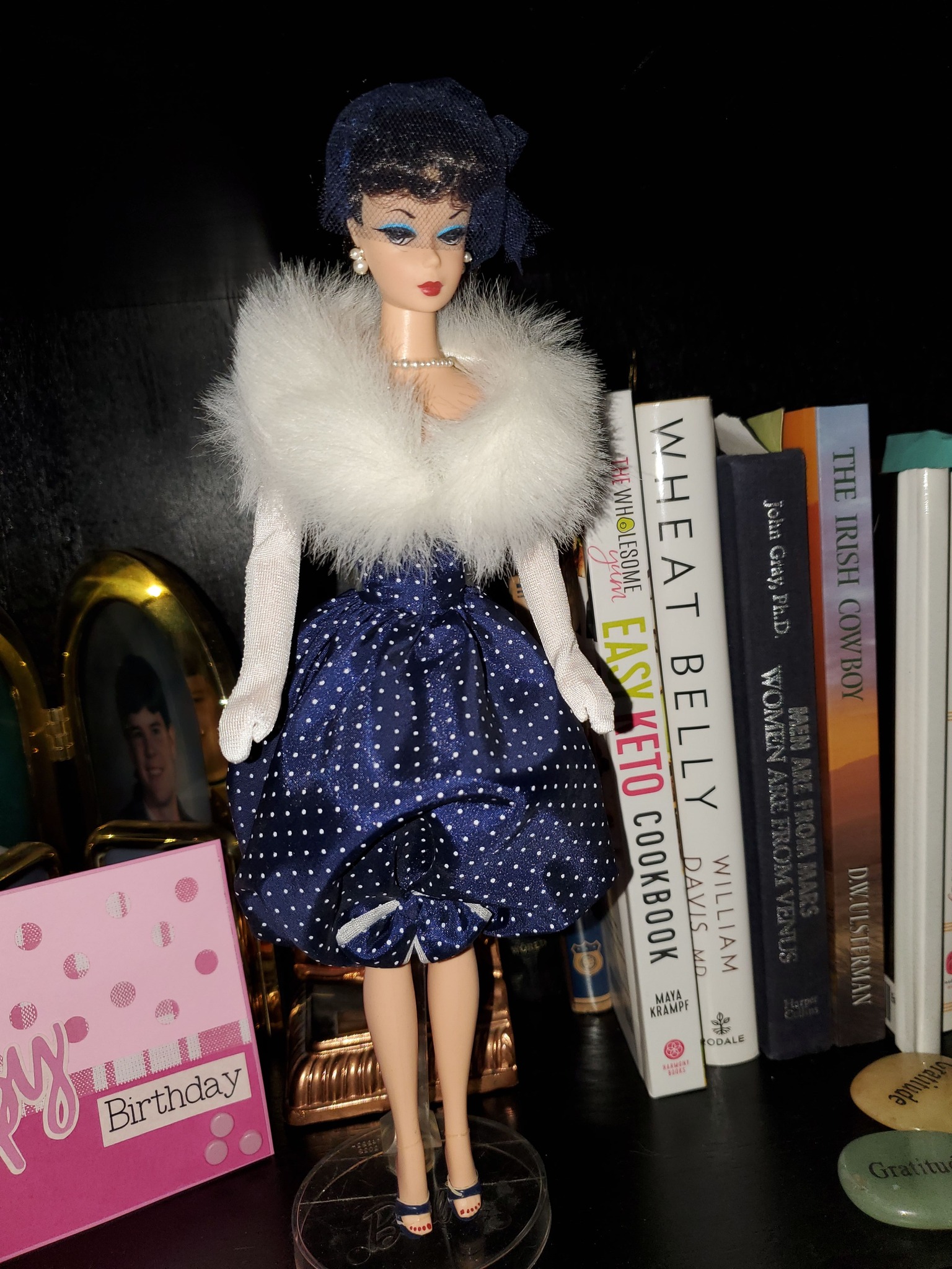 Received this new doll this week from a friend. Gay Parisienne