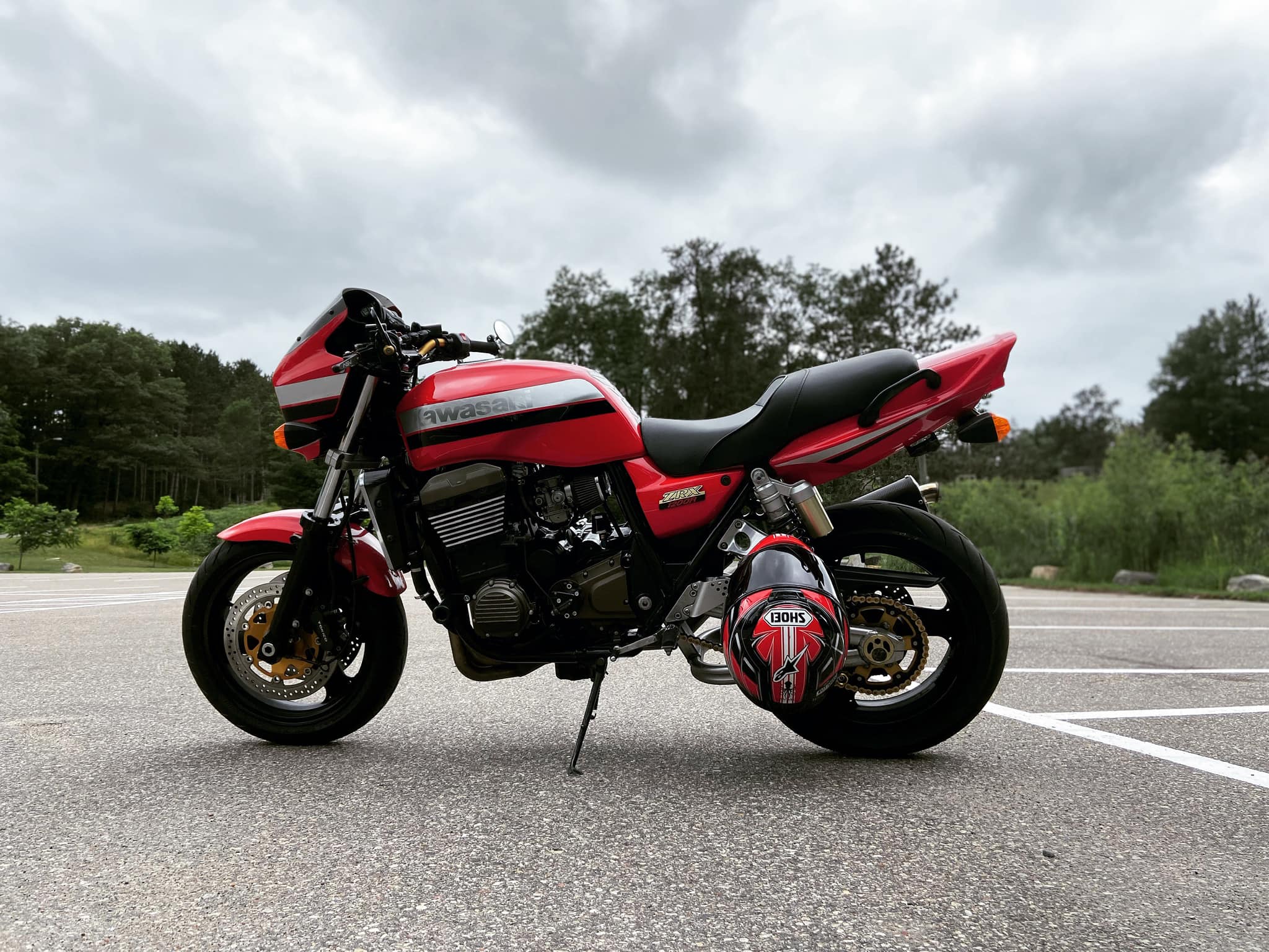 Flashback: Kawasaki ZX-12R Retro bike for the day: Kawasaki ZX12-R