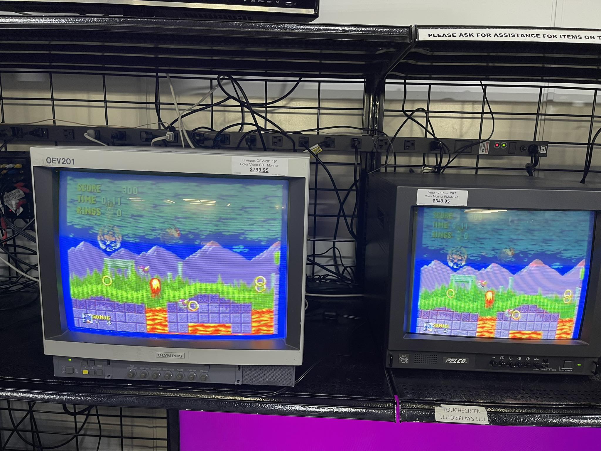 Olympus OEV203 PVM for retro gaming and TV shows