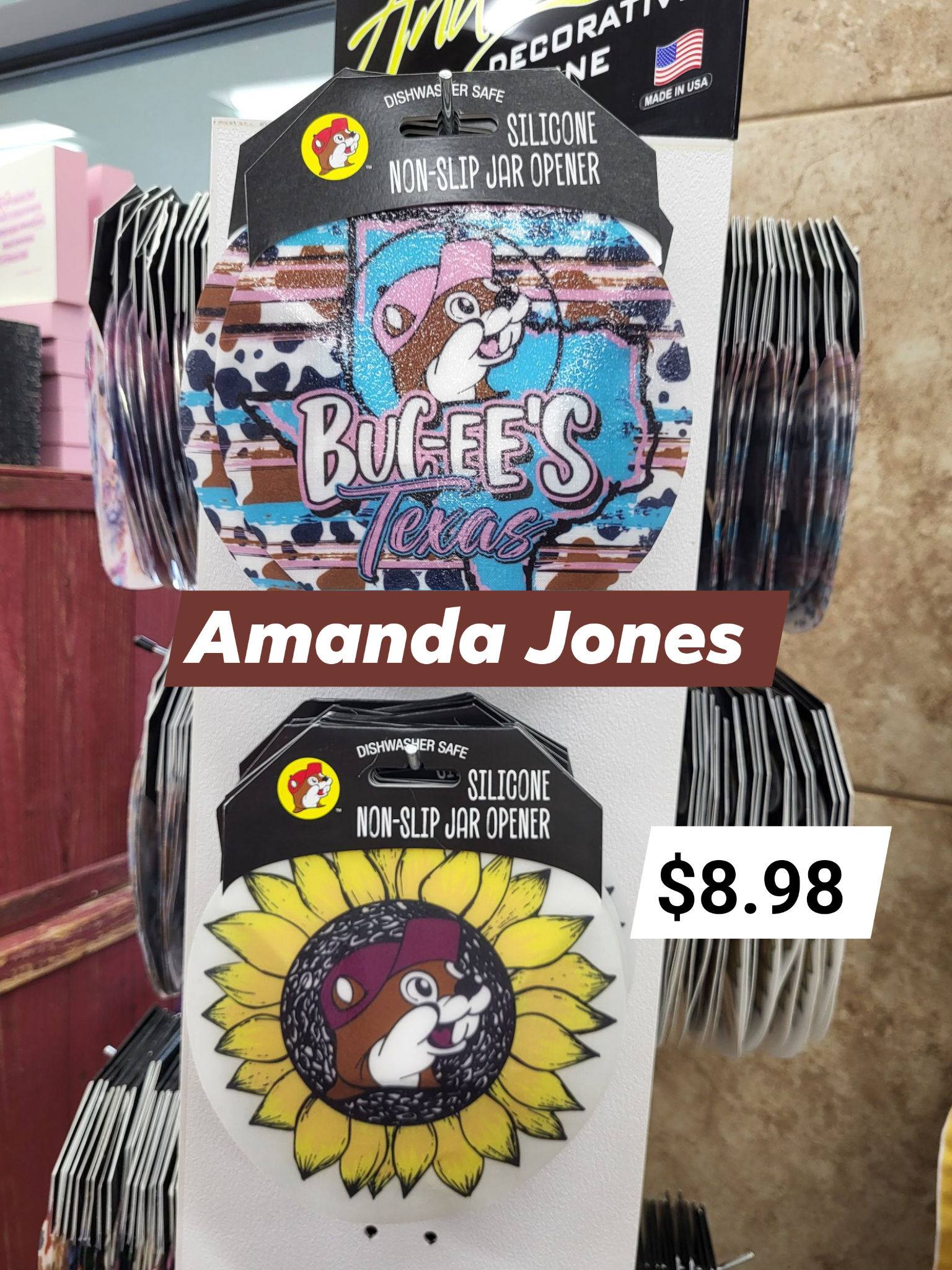 Two Buc-ee's essentials you didn't know you needed 😍 🐿️ Wooden