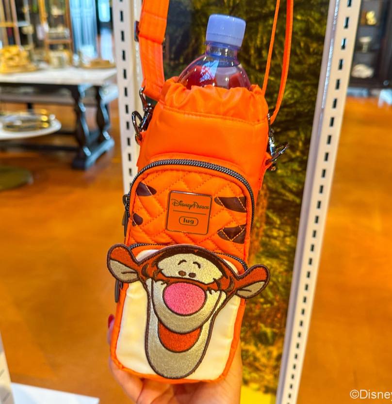 Disney Parks★Lug★オレンジバード★ウォーターボトルホルダー★ New “it's a small world” Lug Water Bottle Bag at Disney World