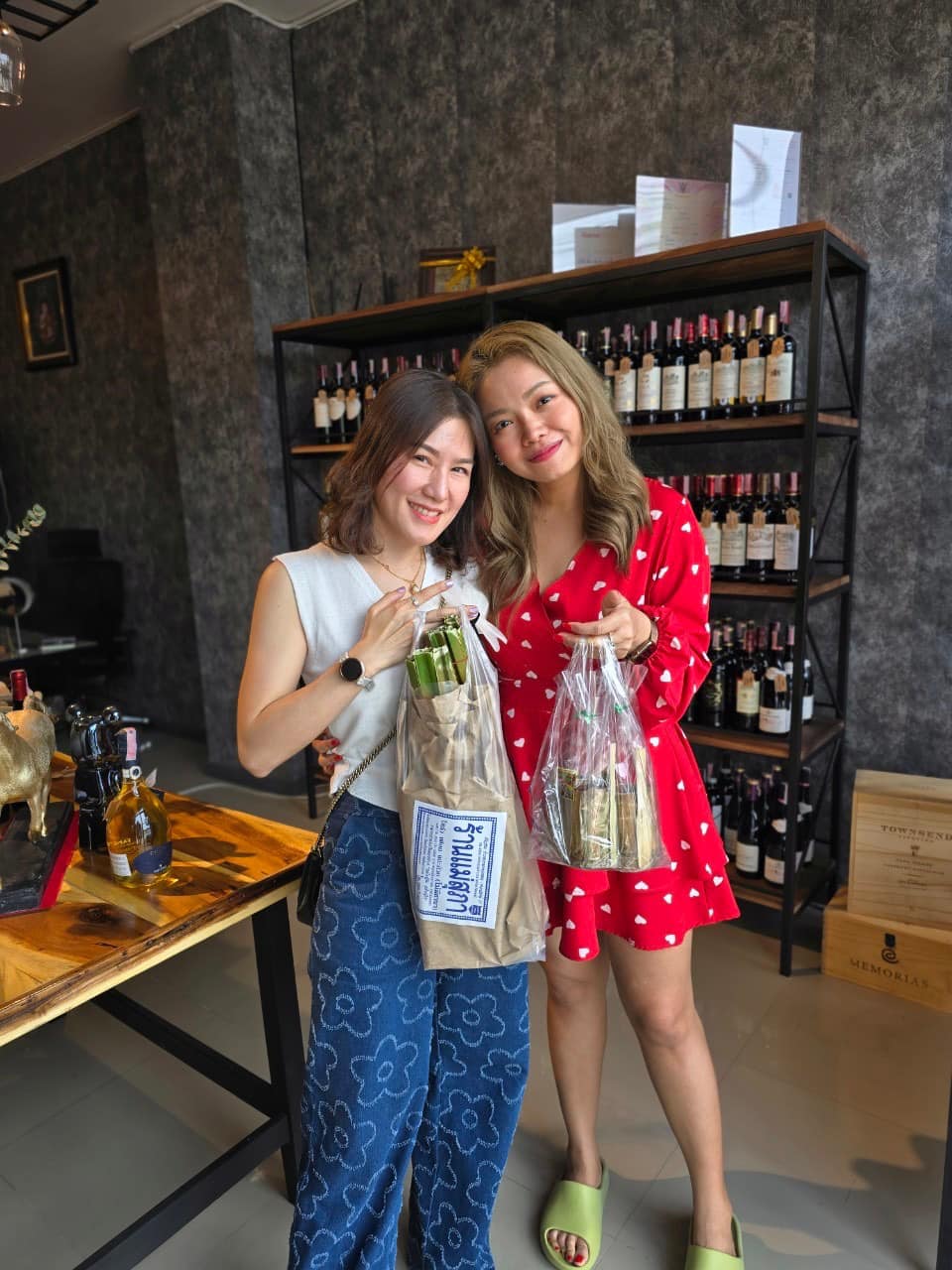 TIMA Wine & Whiskey | Si Racha