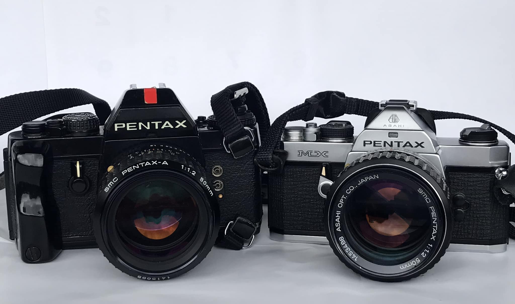 What is the history of Seikosha-MX shutter on a twin lens camera?