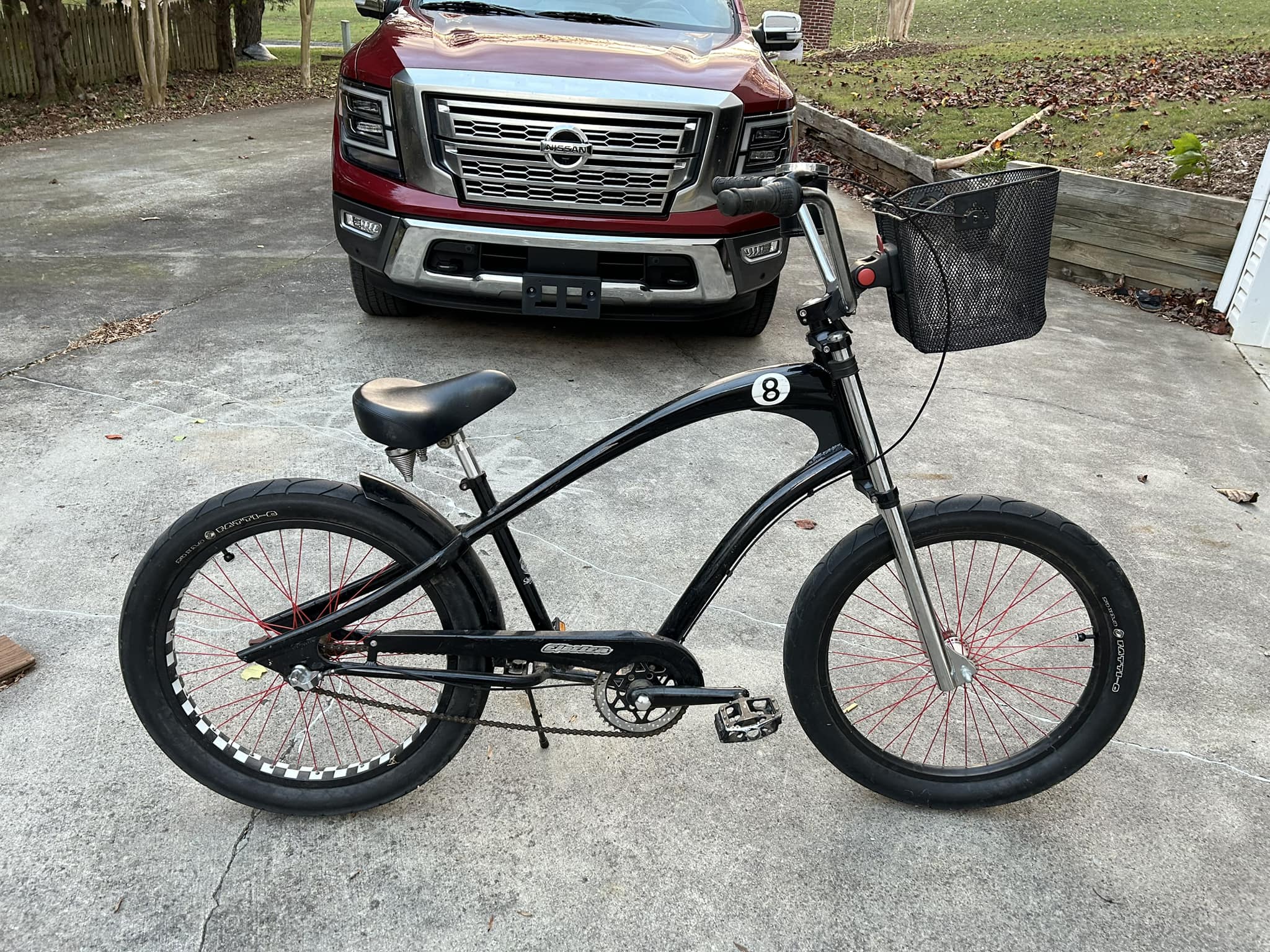 Electra Straight 8 beach cruiser review