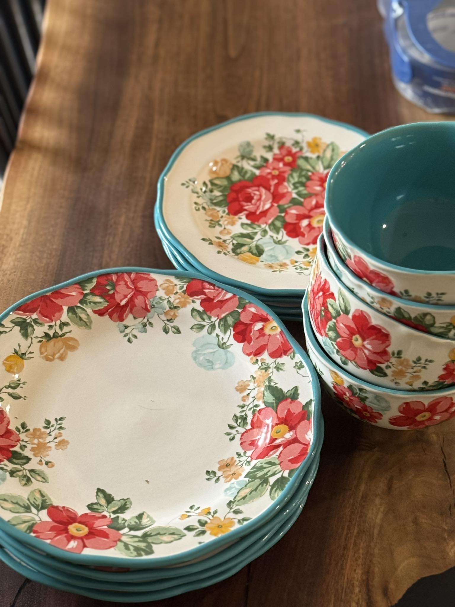 Pioneer Woman, 4piece set. $15 OBO. SOLD