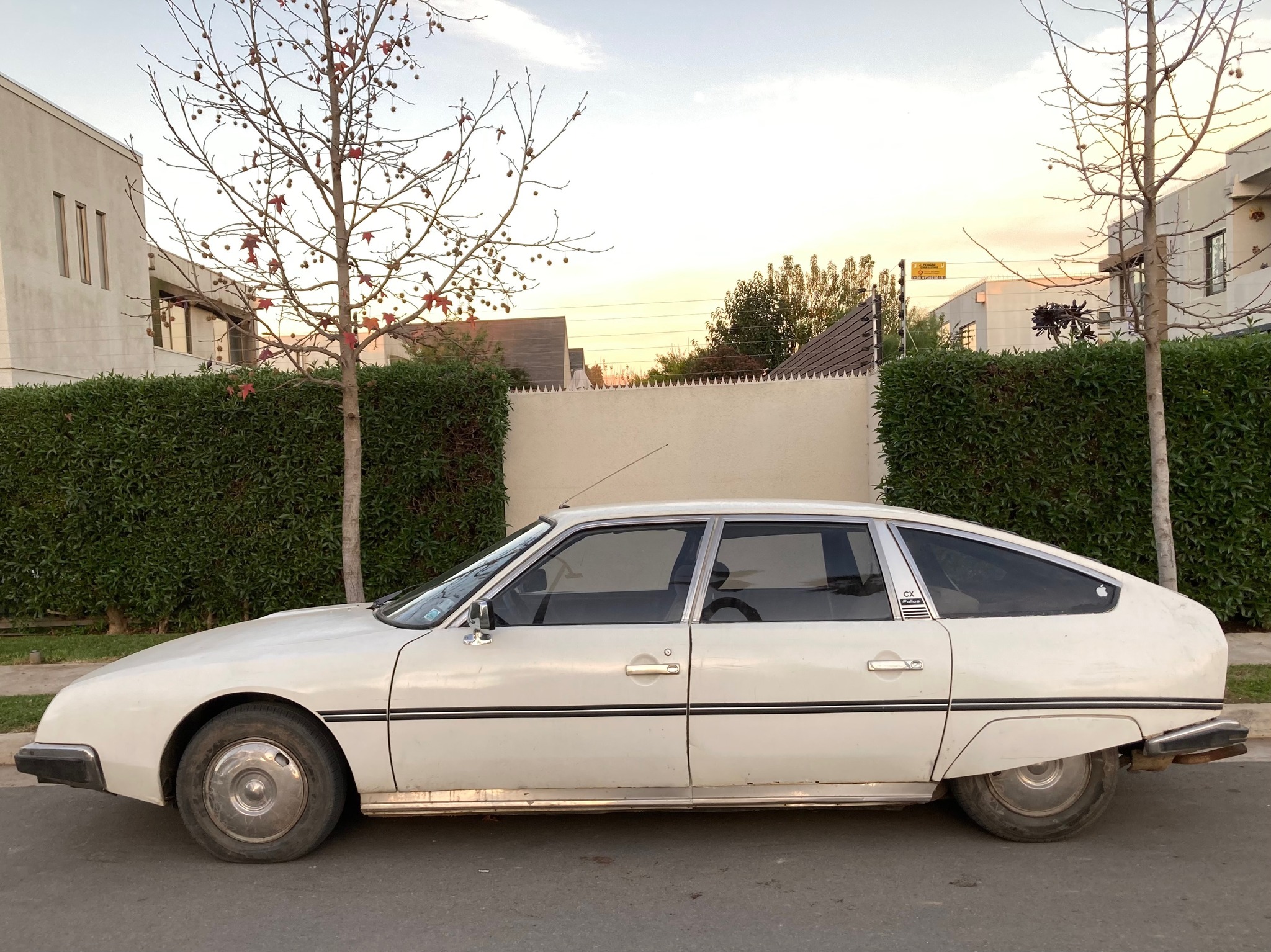 DCCLsedanes Citroën CX 2400 Pallas 1981 1/1