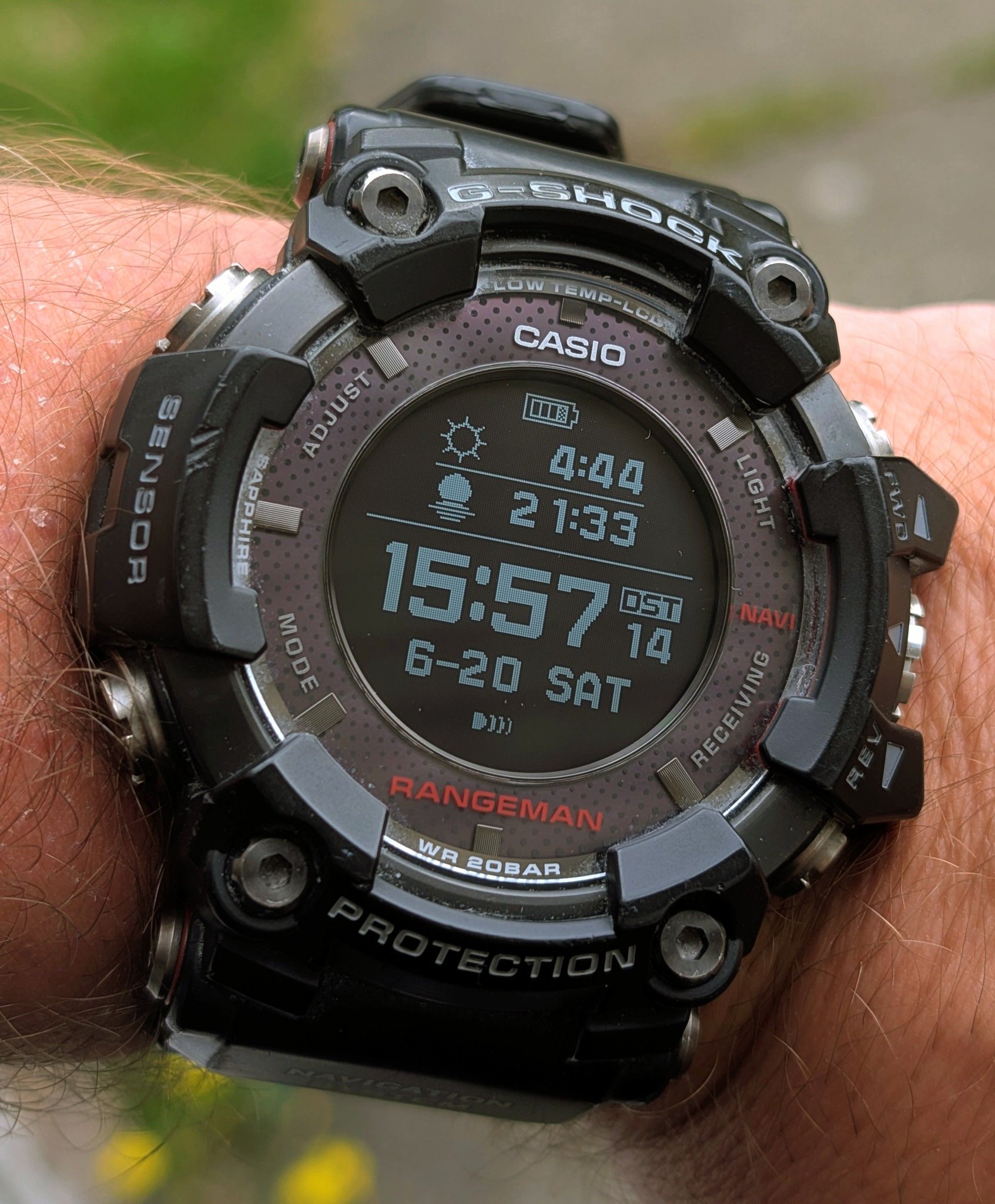 Casio Frogman DW-9900-8 watch features