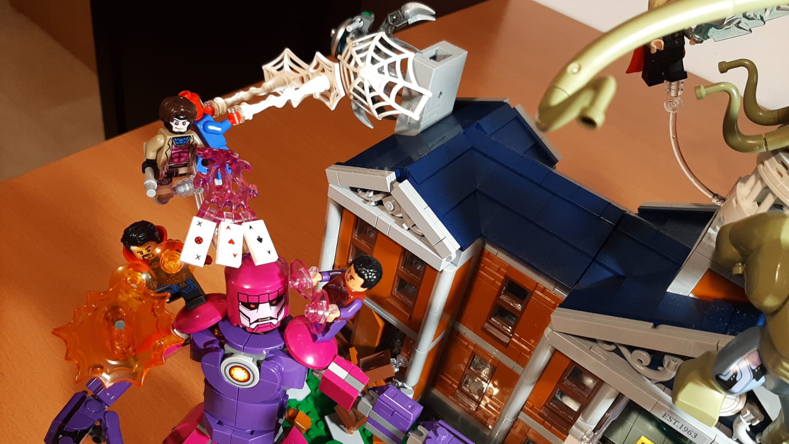 Recently, I made some custom modifications to the LEGO 76294 The X