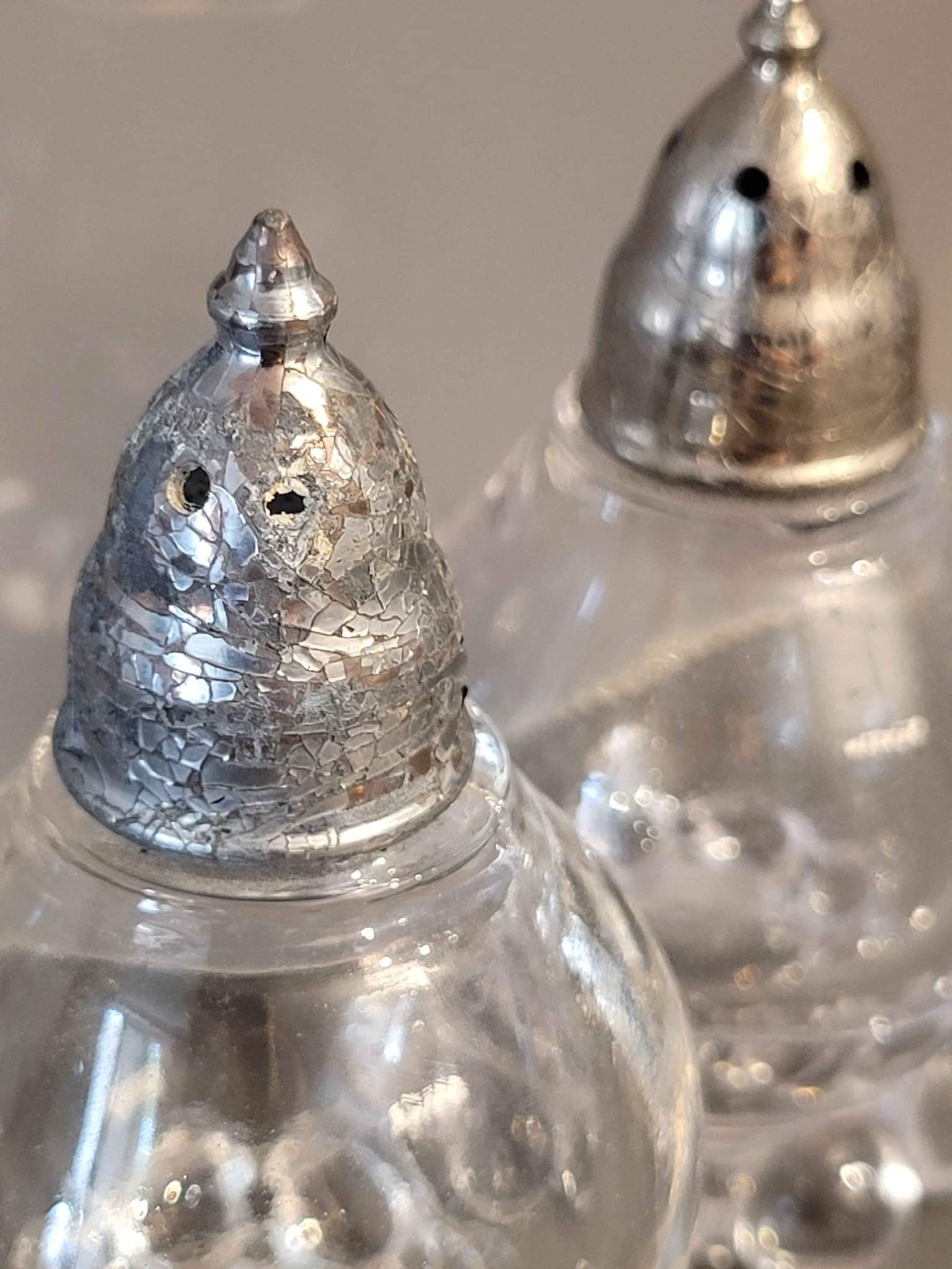 ✨ Rare vintage McKee black glass salt and pepper shakers in the 