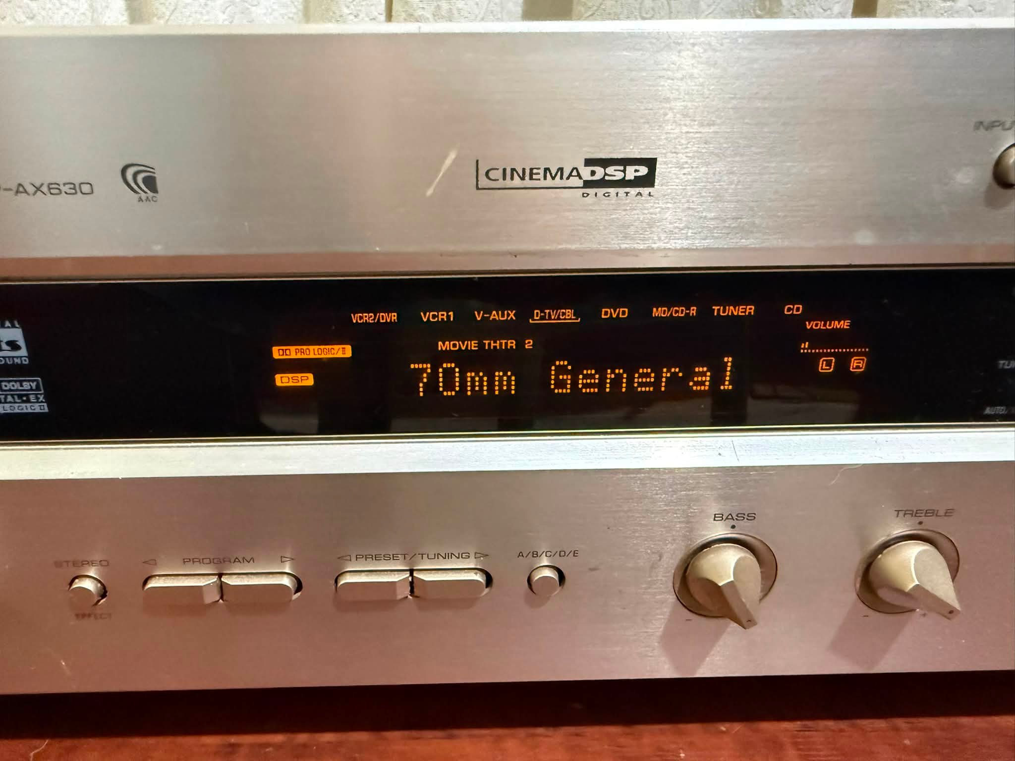 SOLD) Yamaha DSP-AX630 AV Amplifier **very good working condition