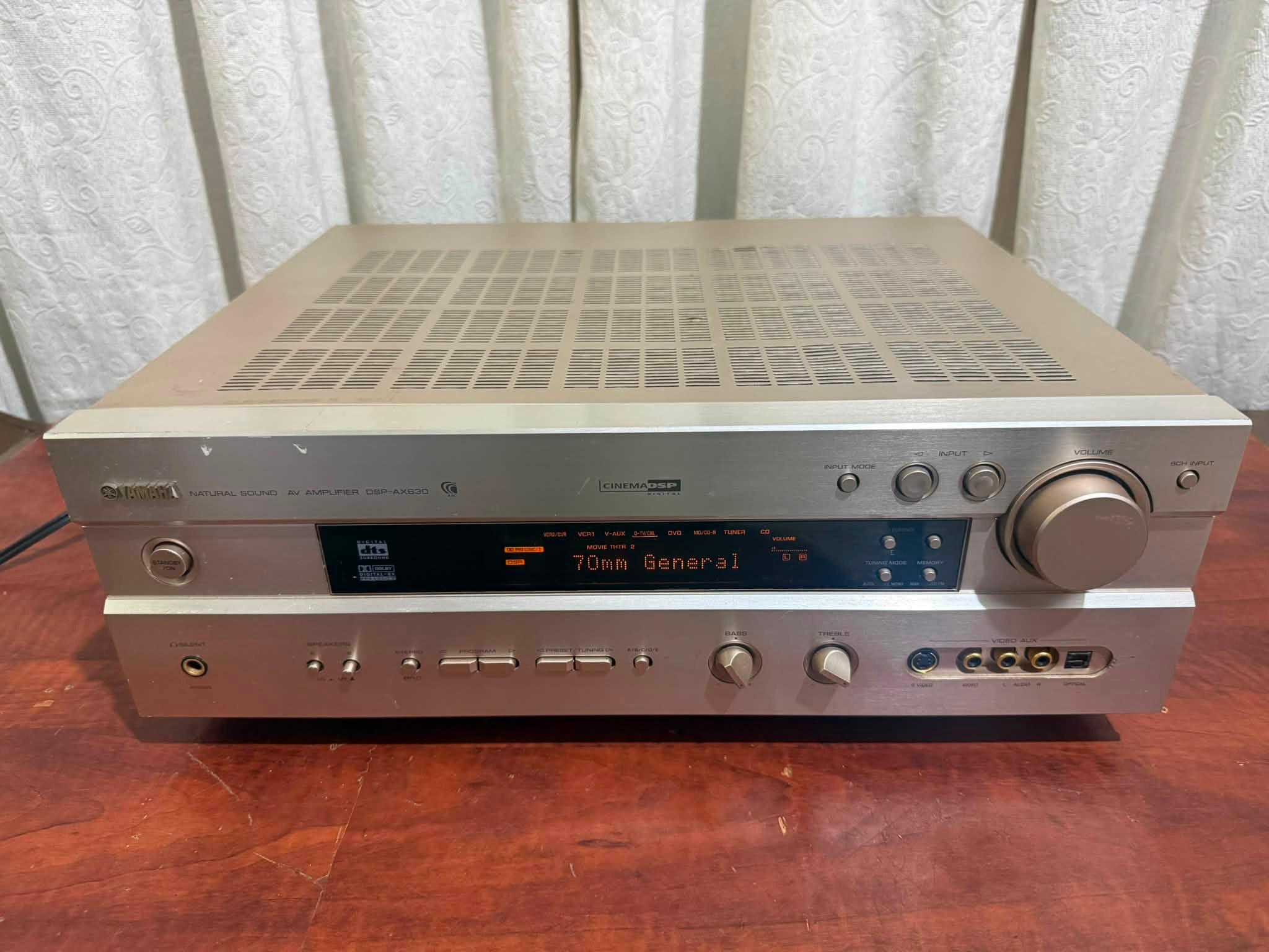 SOLD) Yamaha DSP-AX630 AV Amplifier **very good working condition