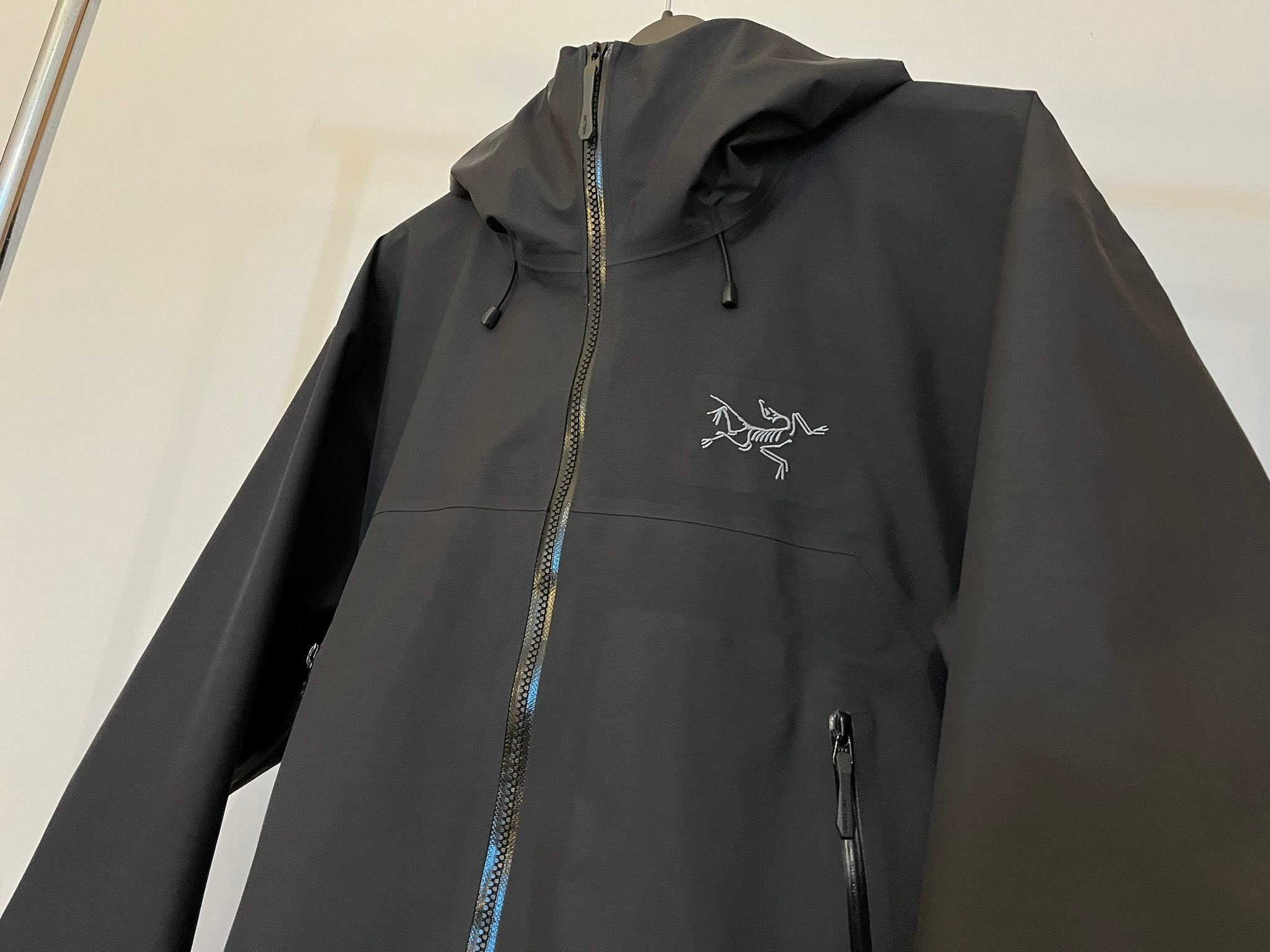 Arcteryx Beta SL 2025 - Black, Size M