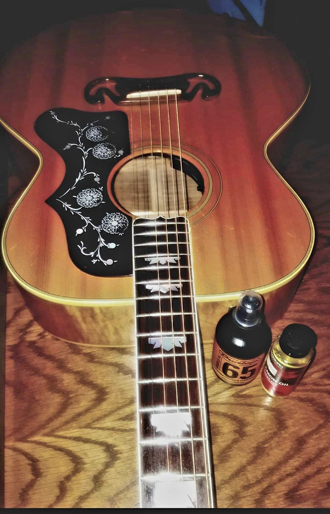 A 1995 Gibson J-200 12 String. Find out more at: guitars.com