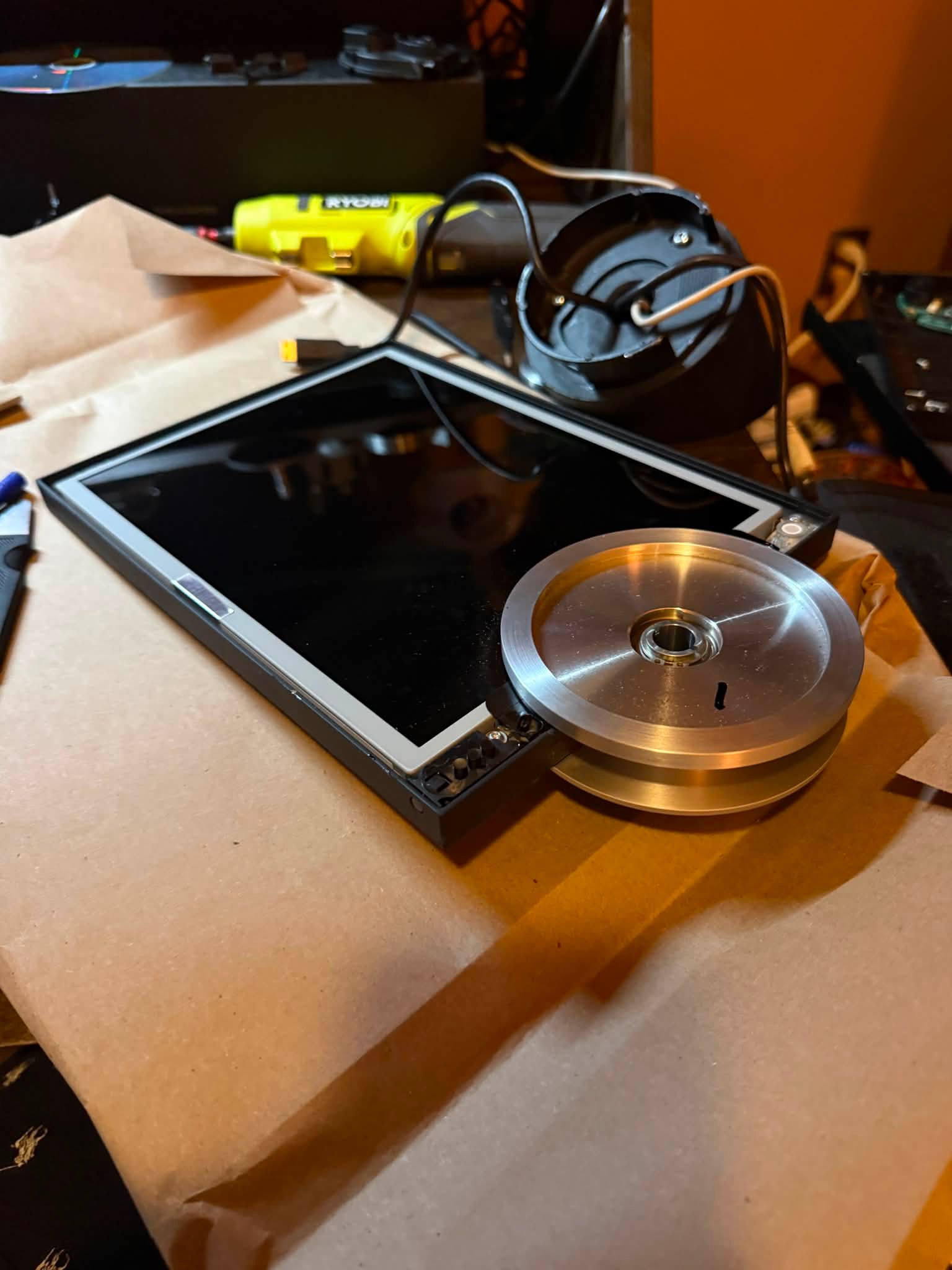 Bang & Olufsen Beosound 3 disassembly and repair guide