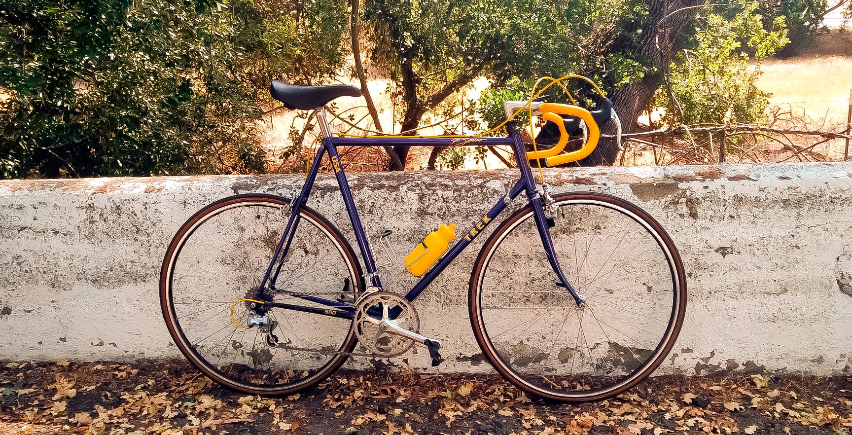 Restoration of a 1985 Trek 560 bike with original components