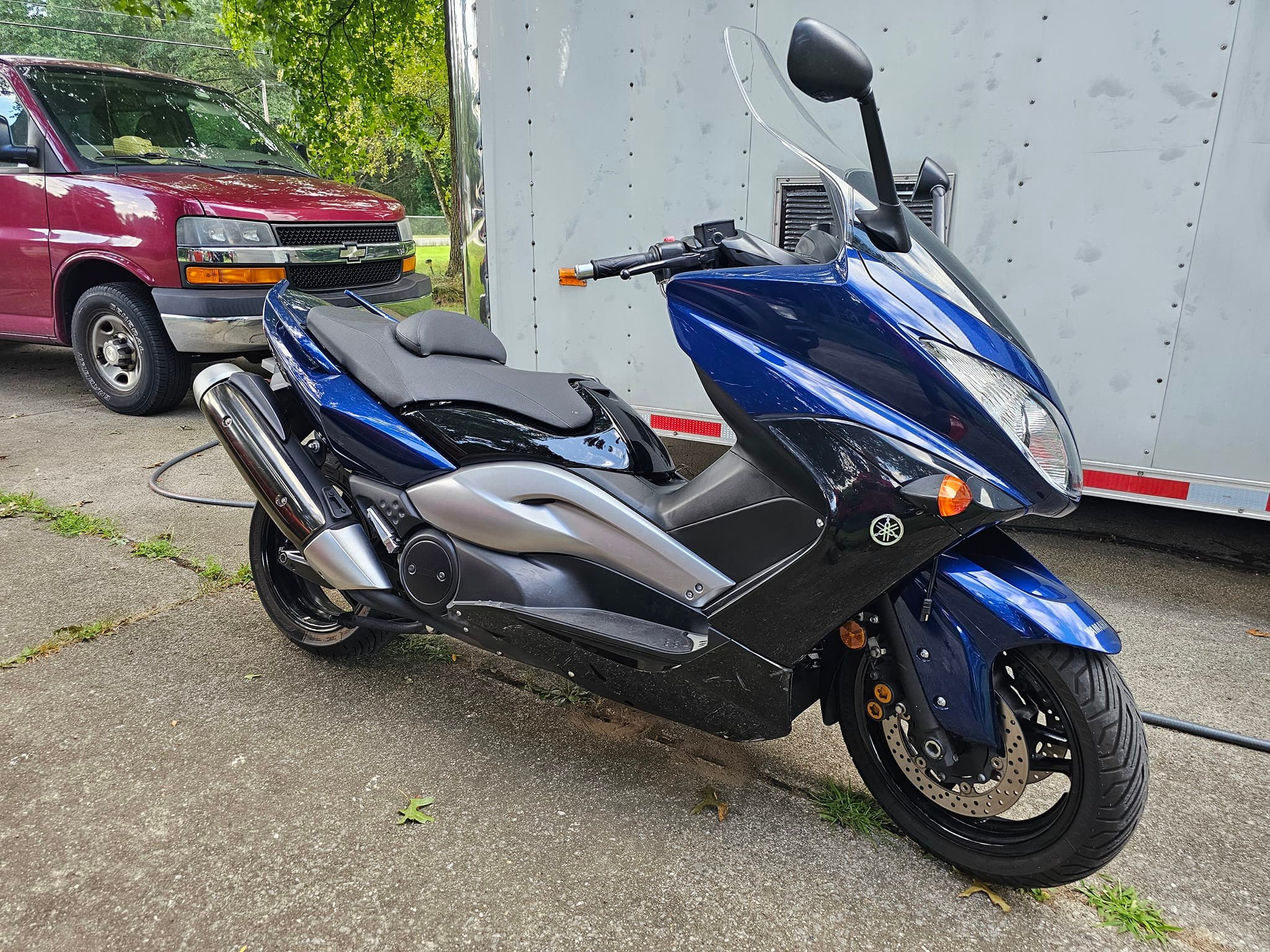 2009 Yamaha TMAX 500 Maxi-Scooter Purchase and Review