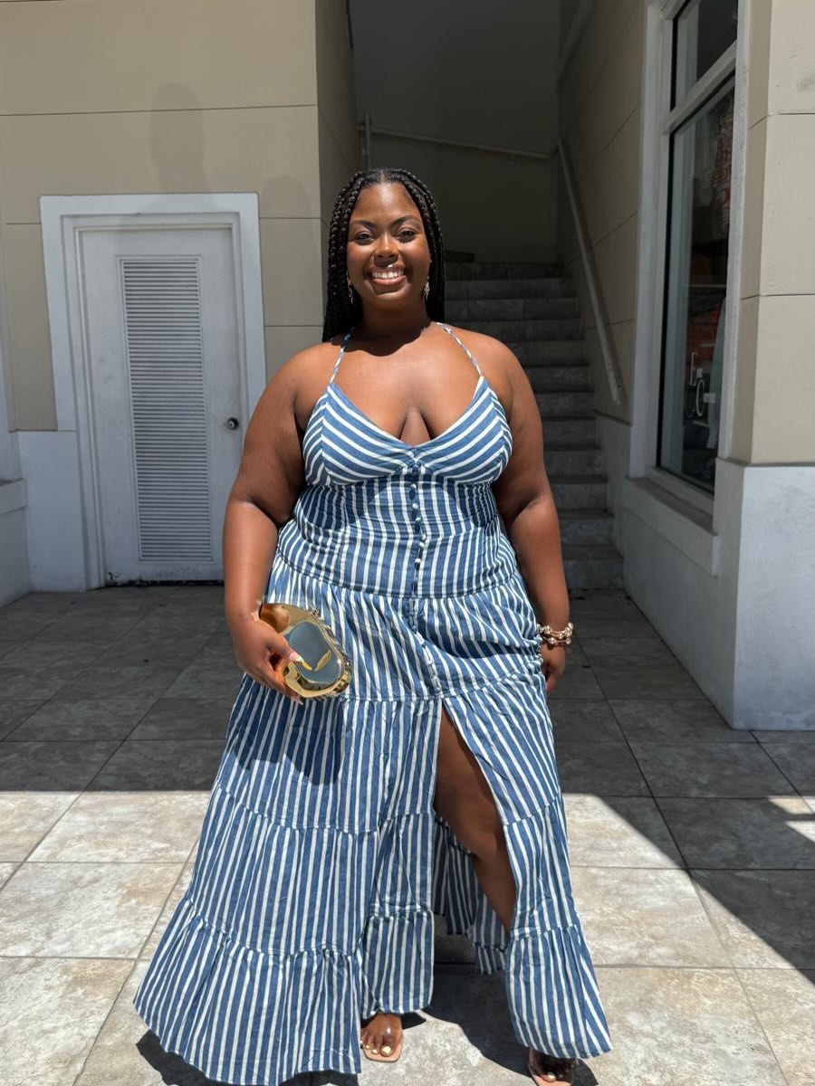 plus size dress for beach pictures Sun-kissed and serving confidence ☀️💙 This striped plus-size maxi is giving effortless elegance with a touch of playful charm. From brunch dates to strolls, it's your go-to feeling bold Designed for sunny days