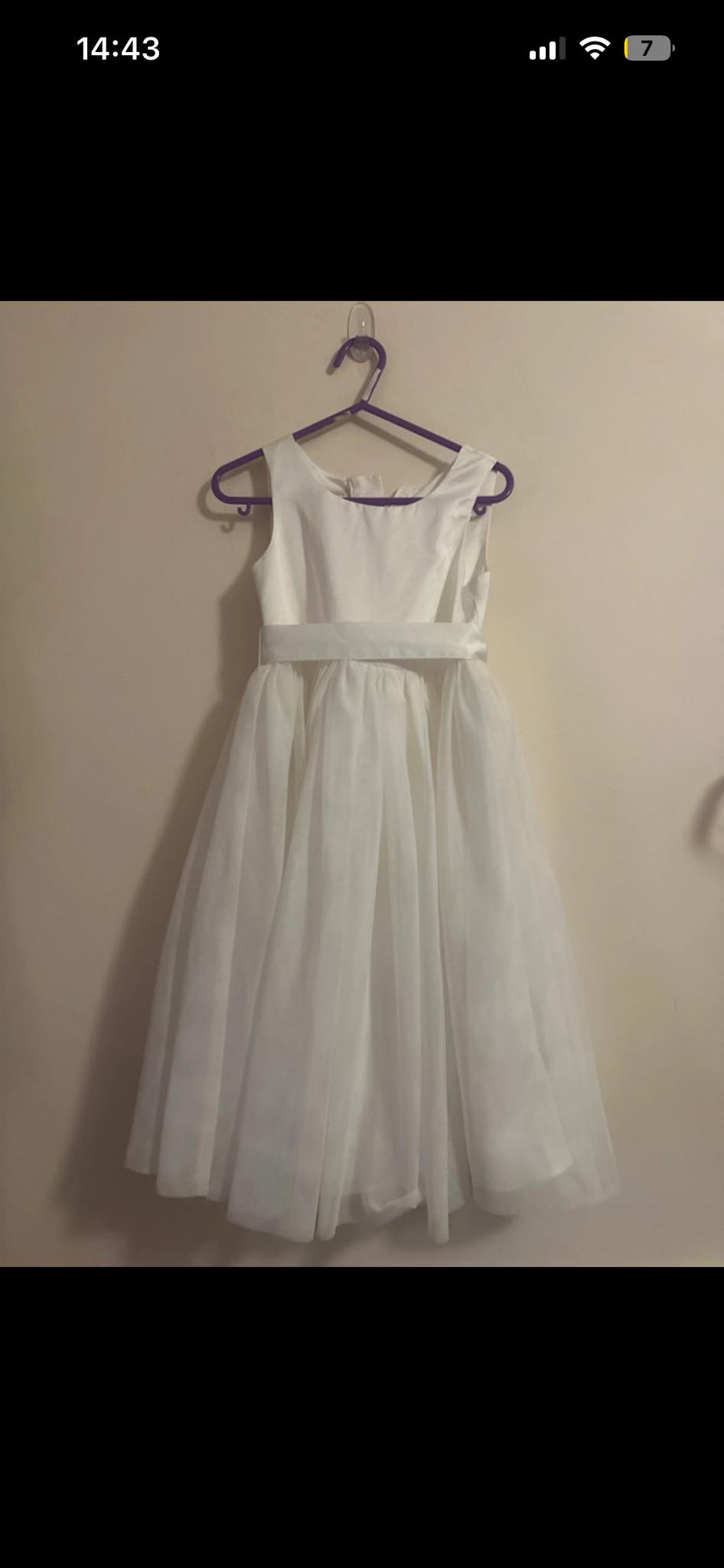 Anyone found a dress like this with removable bow?