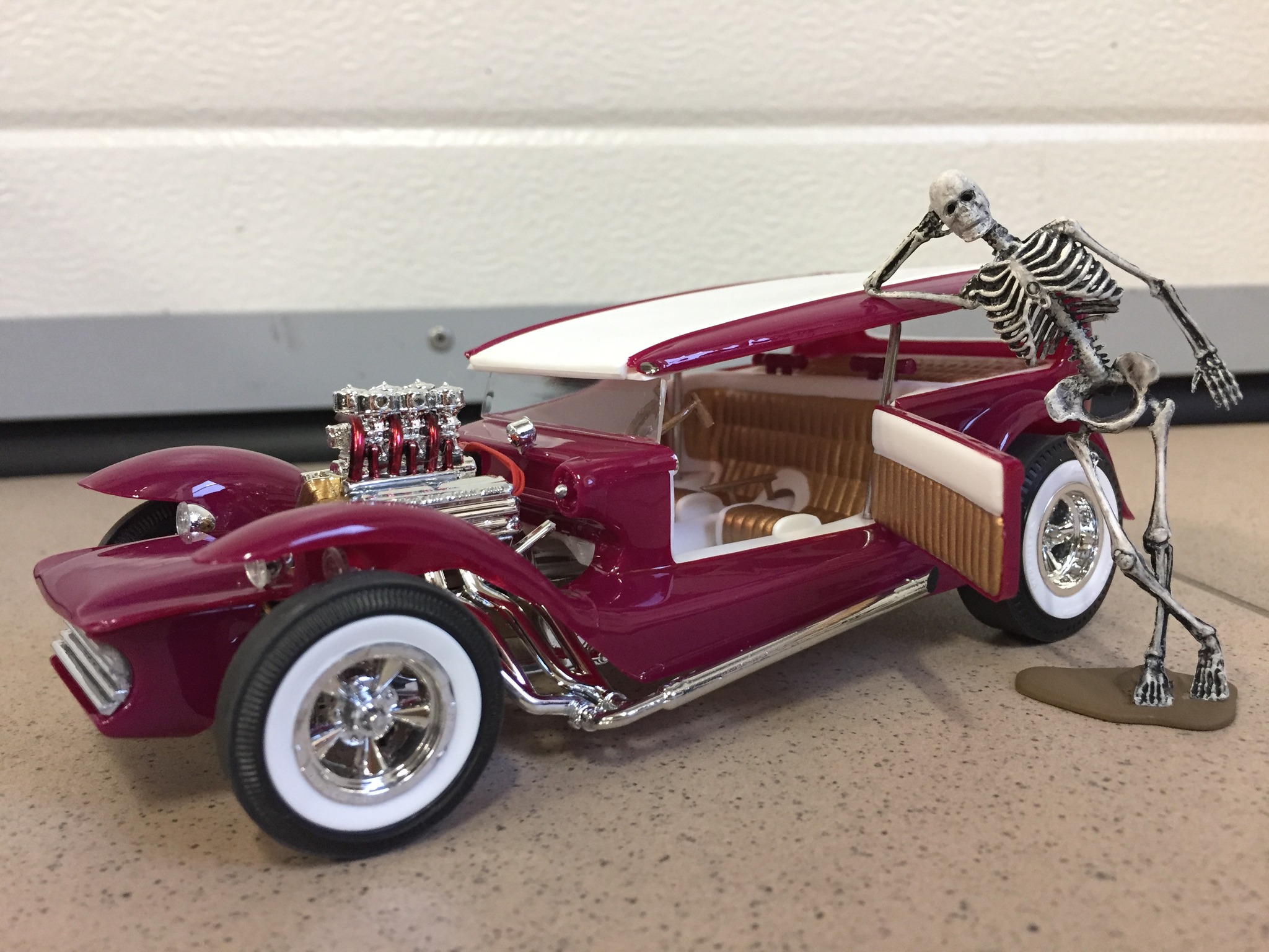 Monogram 50. Anniversary Líl Coffin Show Rod.. Brushpainted in 