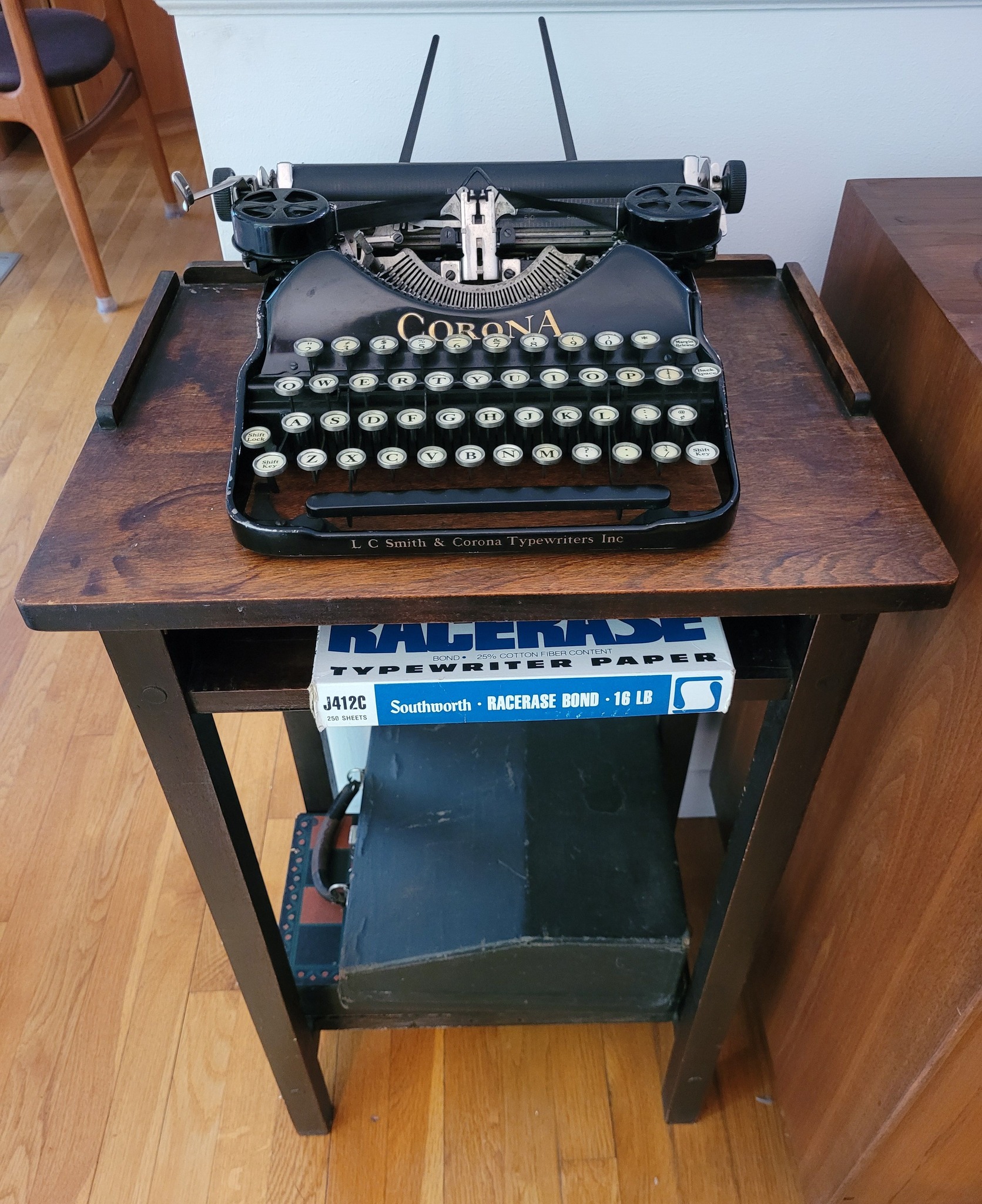 020201● Steven Alan TC TYPEWRITER STAND Vintage Typewriter Table Acquisition and Uses