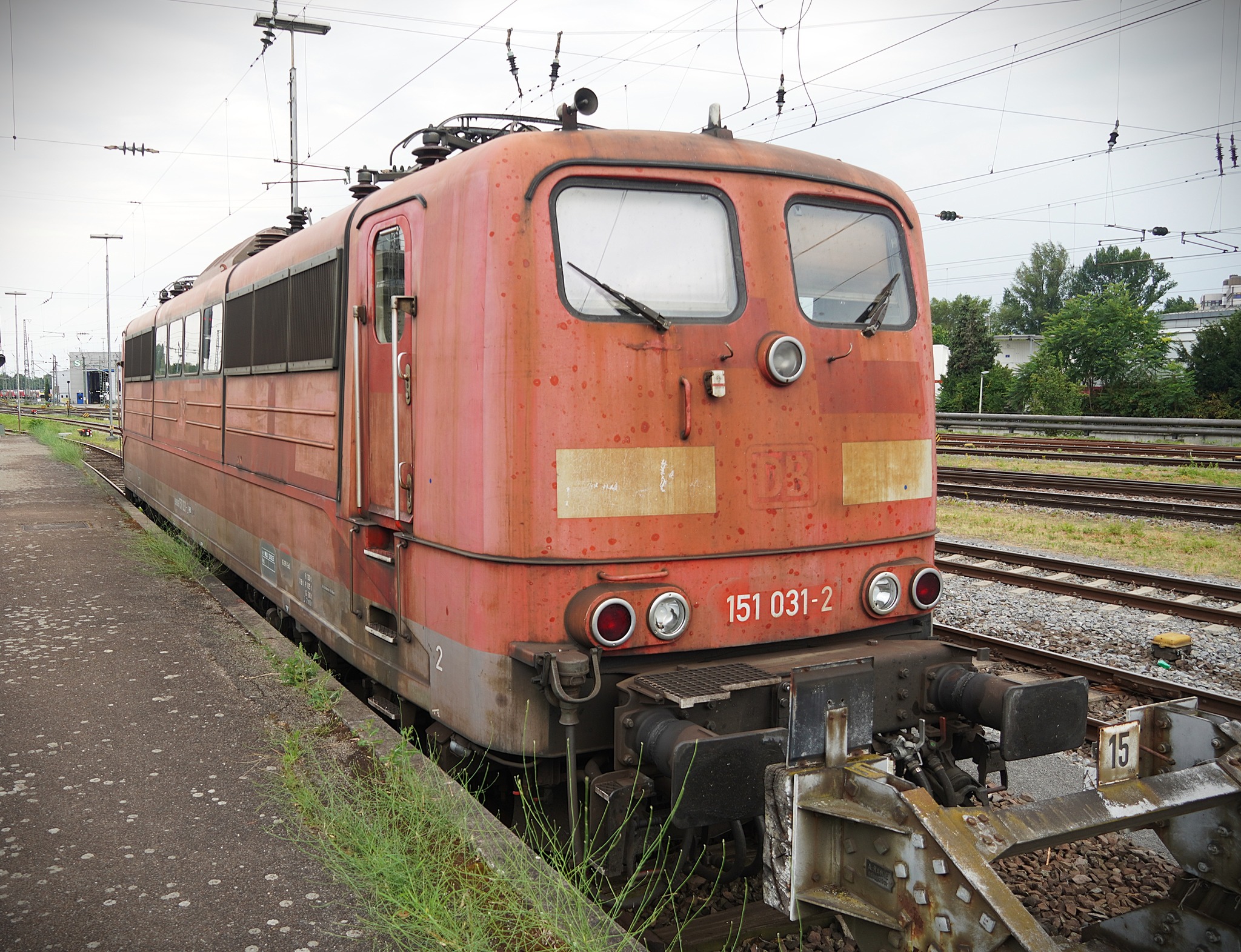 elektrische-lokomotiven-der-deutschen-bundesbahn-151-031-2-d-krl-am-3