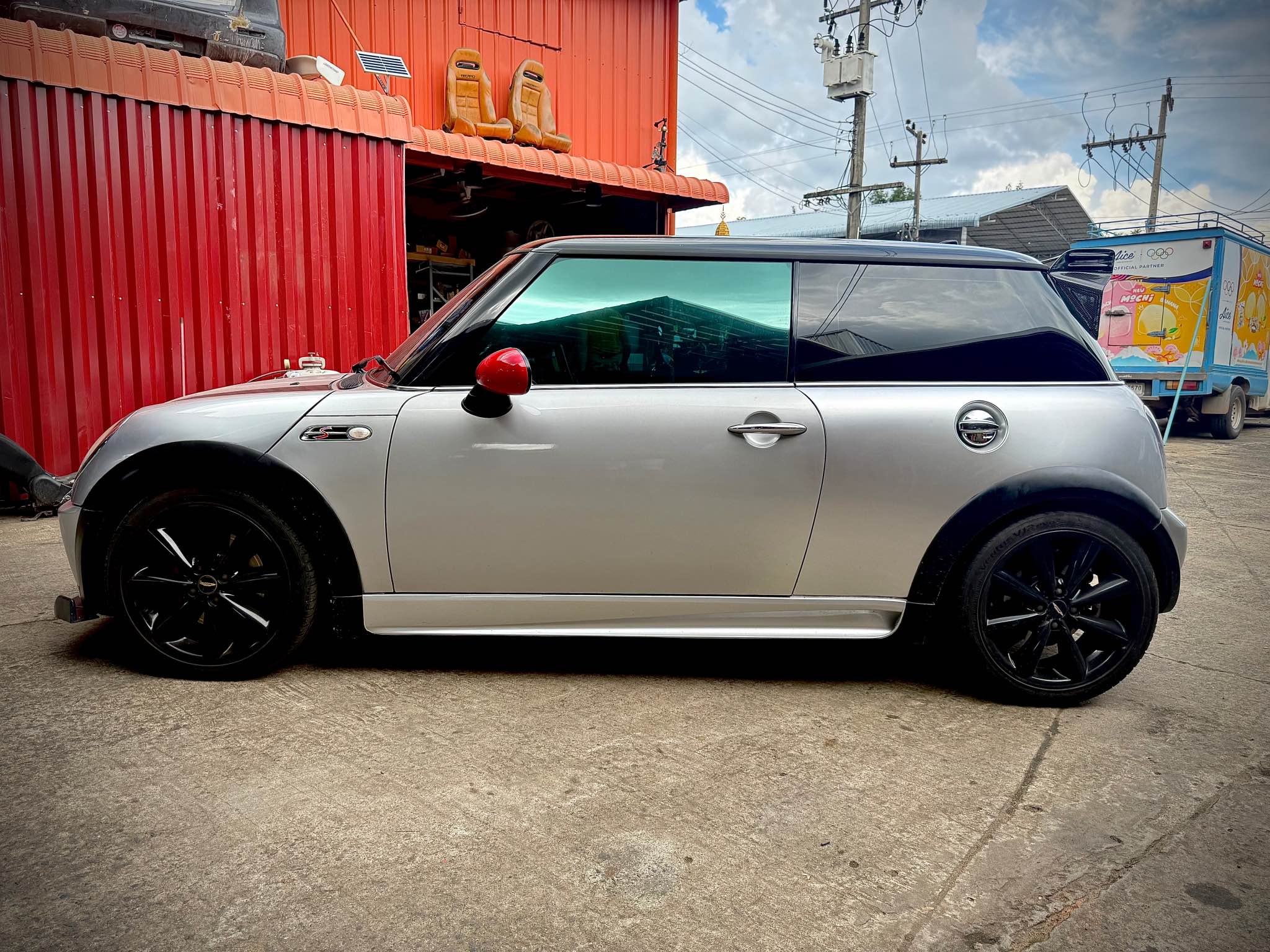 2000 MINI R53