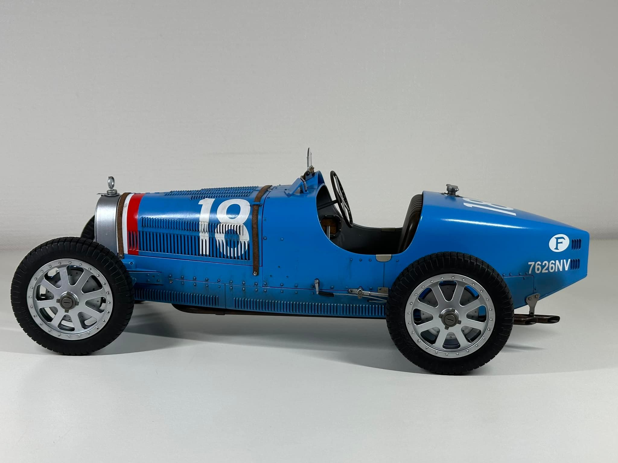 Italeri Bugatti 35B 1/12 scale model kit review