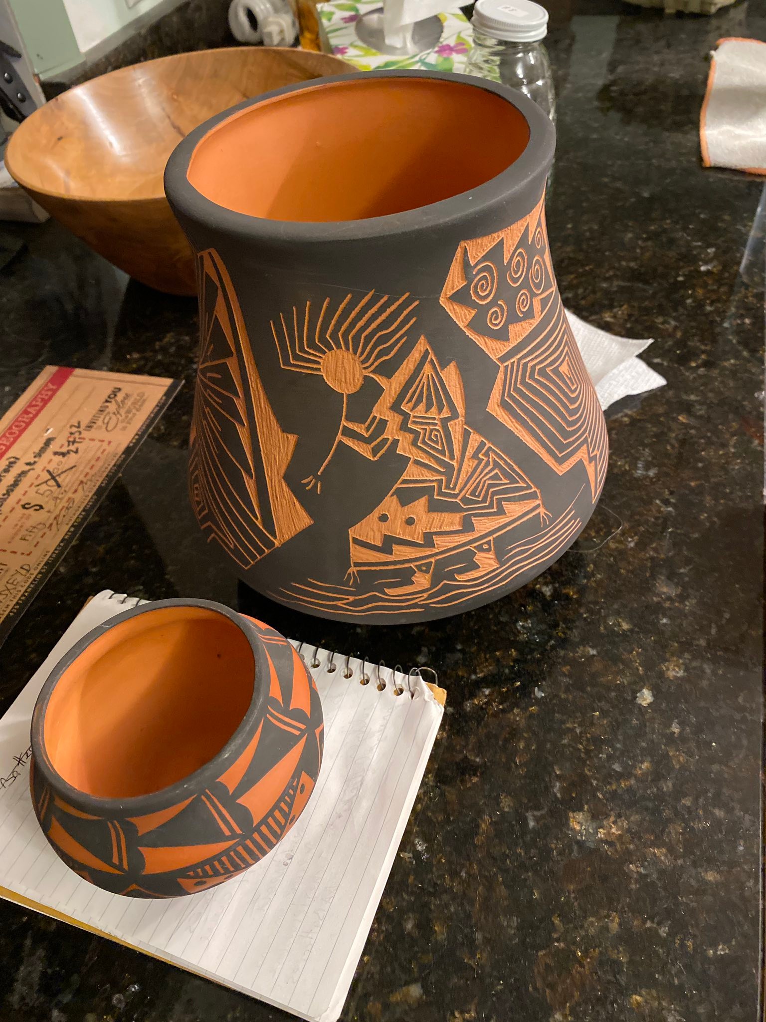 Navajo Rugs, Blankets, Baskets, Pottery And Native American Artifacts ...