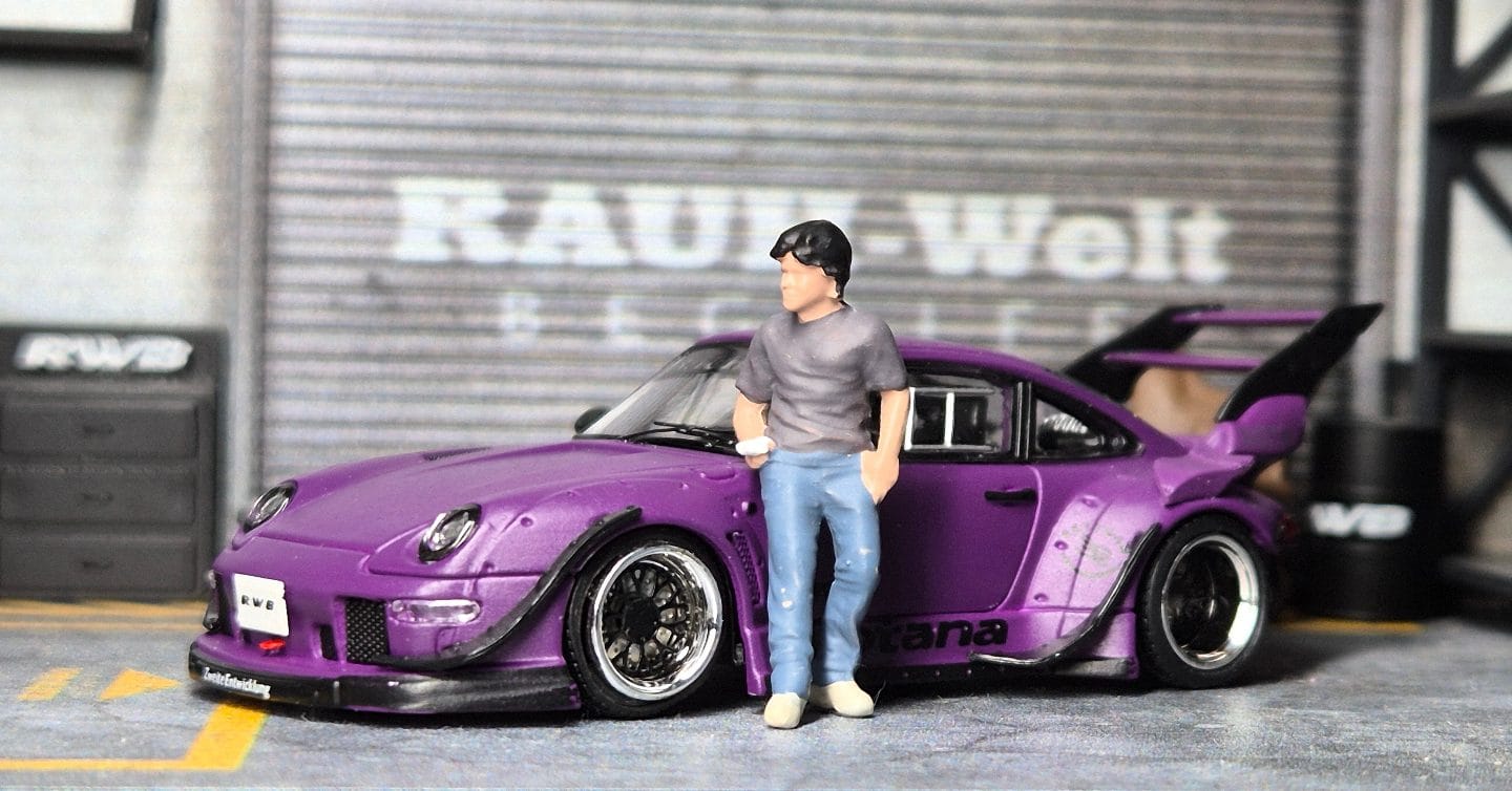 COLLECTORS…🔥 Check out the Model Model 1:64 Porsche RWB 993 in
