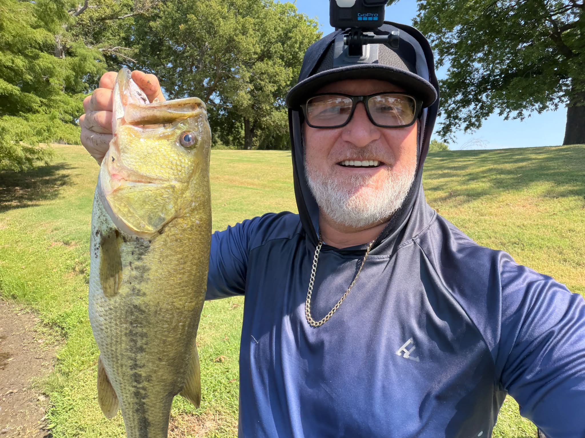 Jason Herzog catches monster bass in pond fishing
