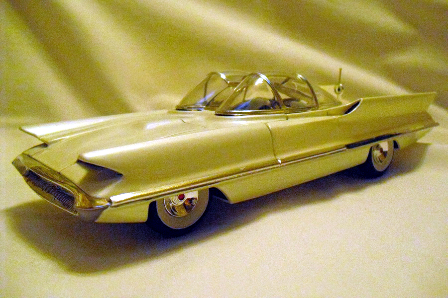 1955 Lincoln Futura Concept Car HRN Model 1/64 This looked like a