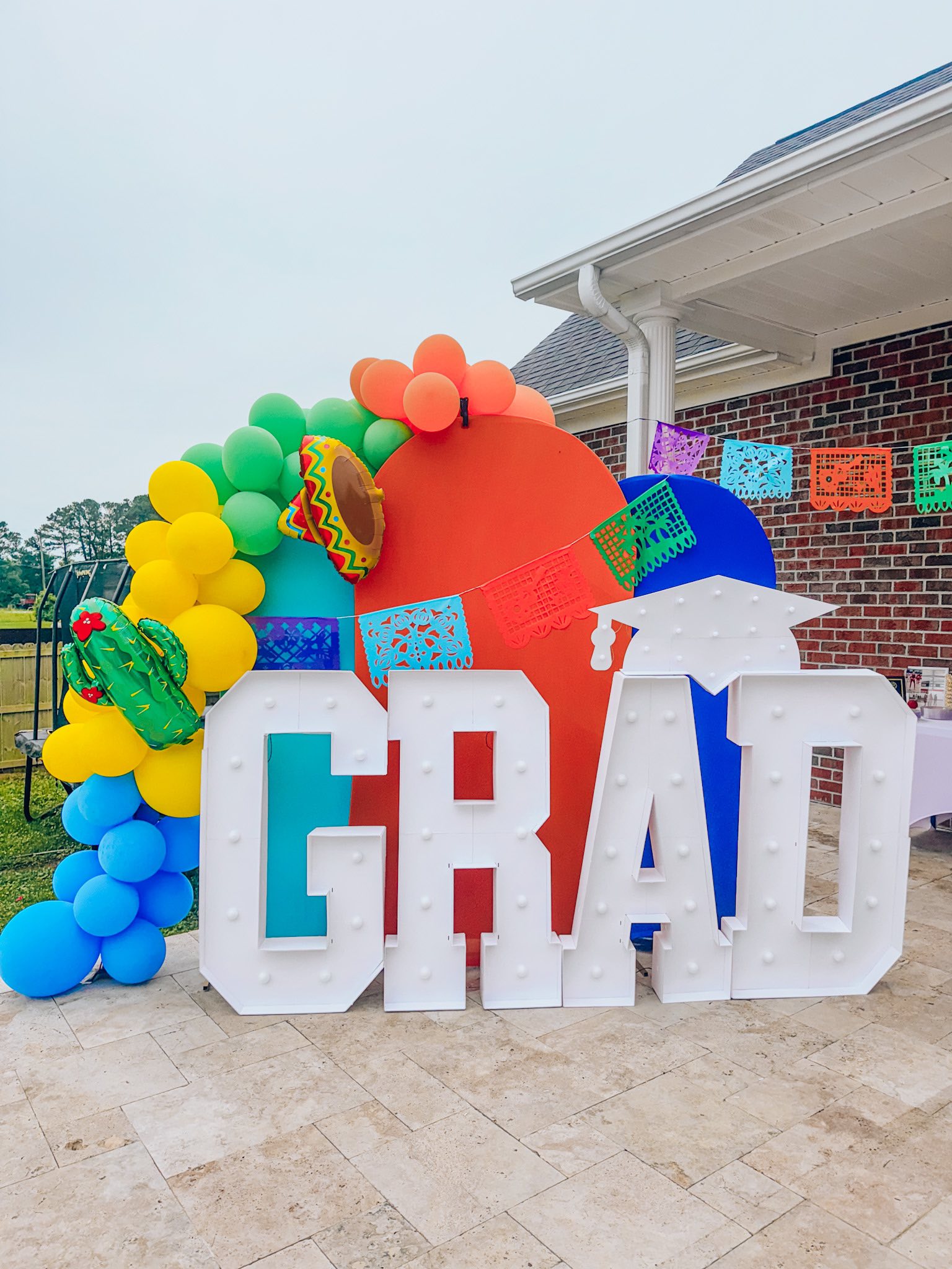 Taco 'Bout A Grad Cake Topper, Class Of 2025 Graduation Decorations Mexican Fiesta Graduation Party Decorations Sign Funny Fiesta Theme We Are So Proud Of You Party Decor Supplies Black
