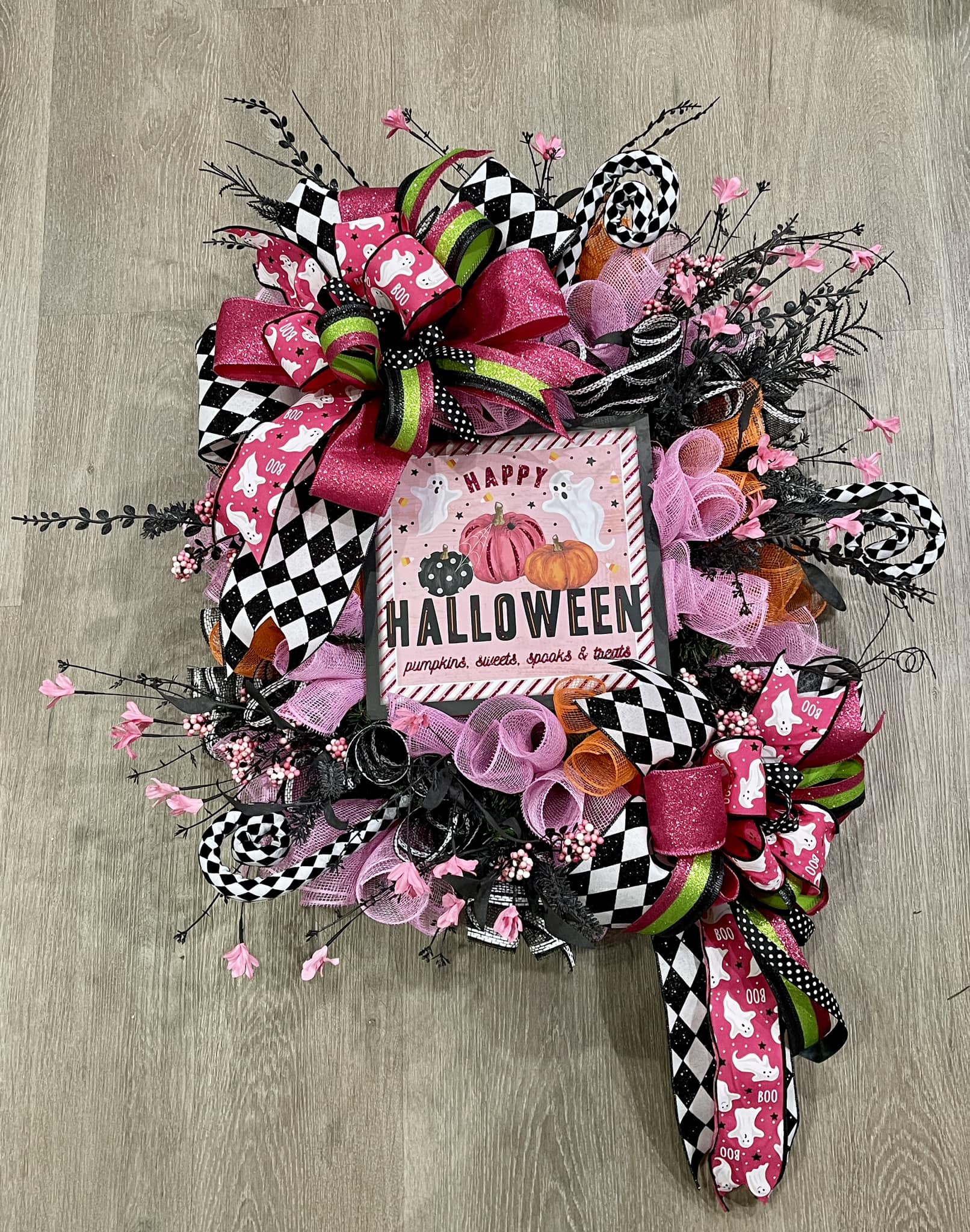 Halloween wreath at Little Bird Bloom in Lewisburg, TN
