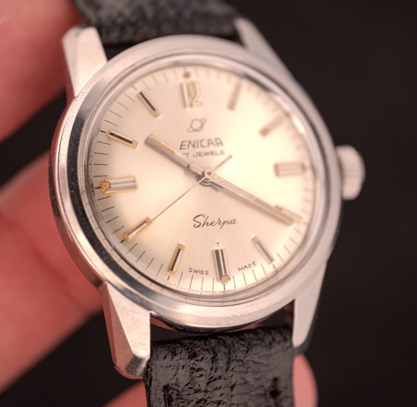 Just shipped to me. 😁 1957-ish Enicar SeaPearl 600 
