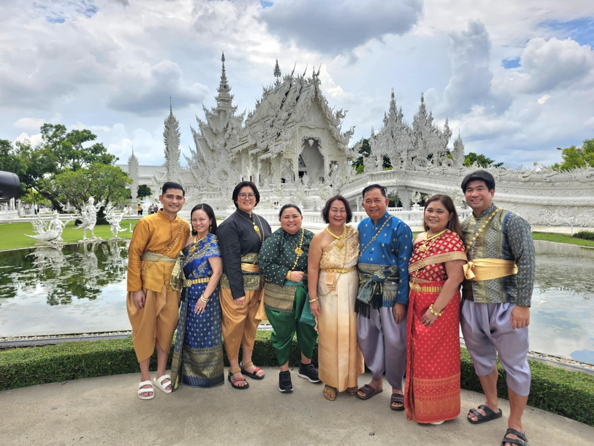 blue temple chiang rai dress code Visiting Rai's White in traditional Thai outfits Summer Cruise Dresses