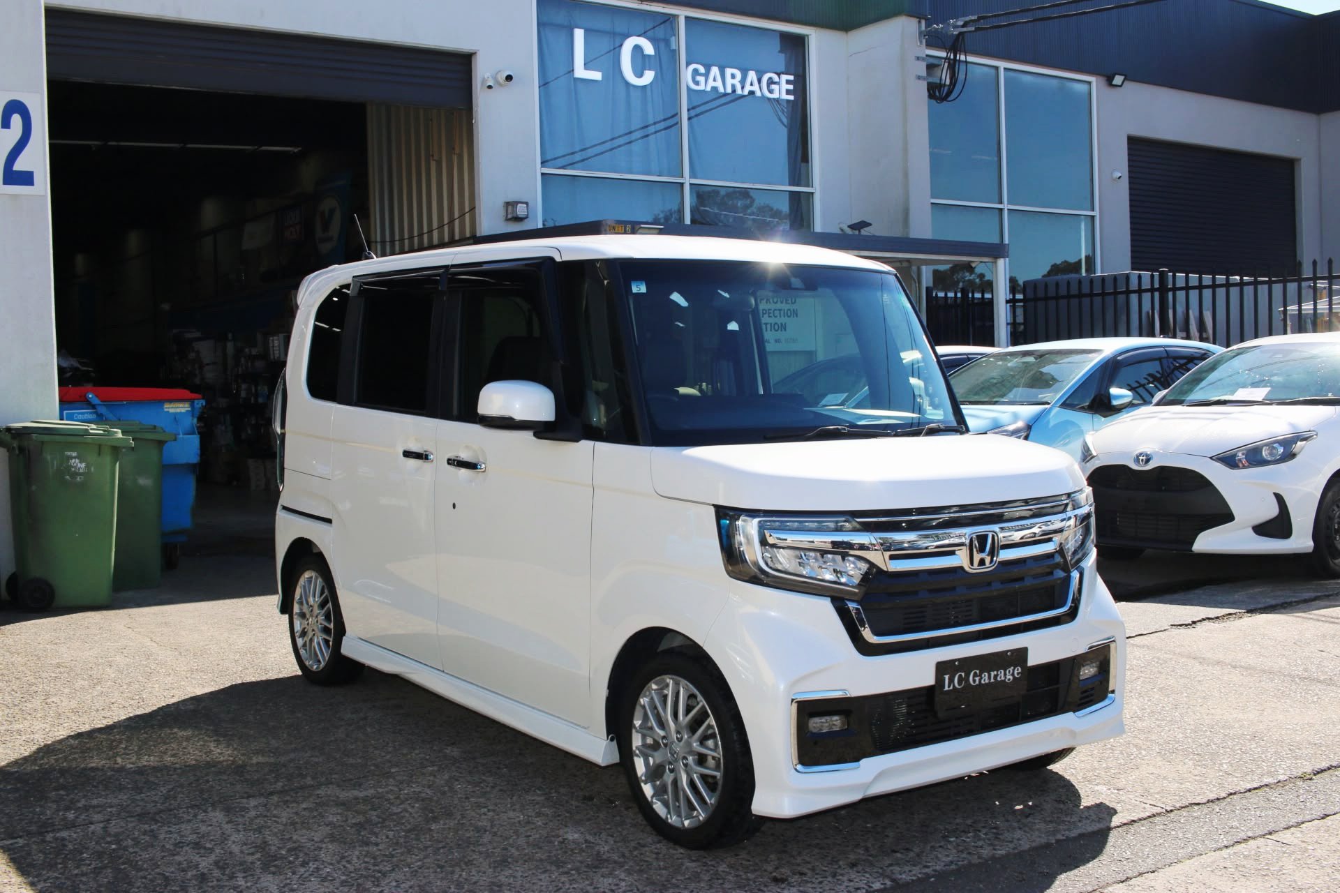 🚙 2021 Honda N-BOX Custom Turbo | Pearl White | Only 21,700km