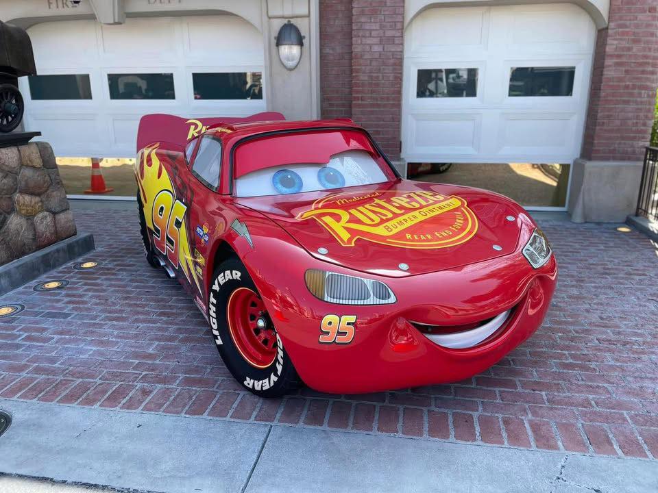 Welcome to Radiator Springs✨🌵🏜️ Cars Land is one of the most