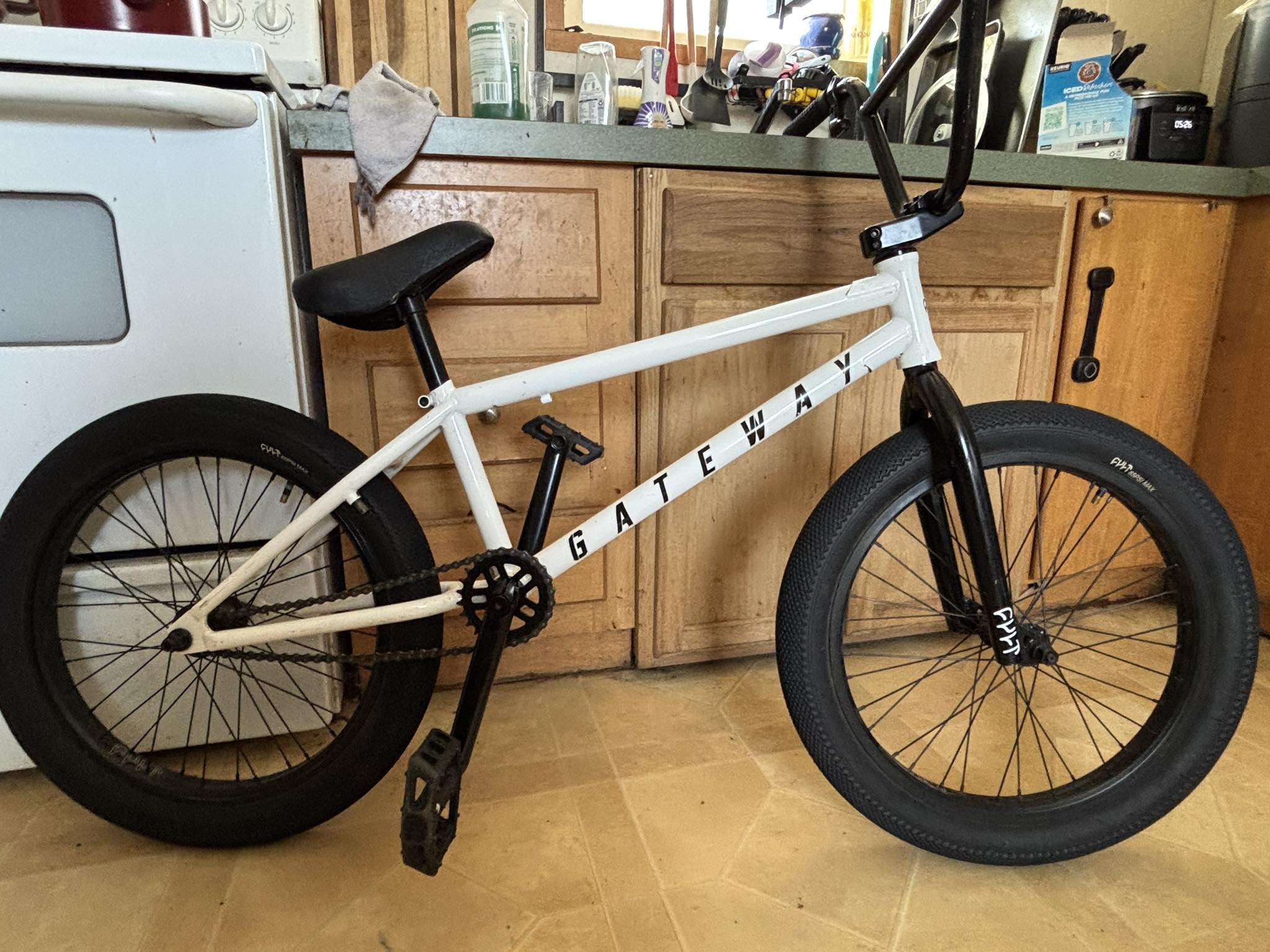 The Cult Gateway 2019 Bike has awesome features for a BMX bike at 