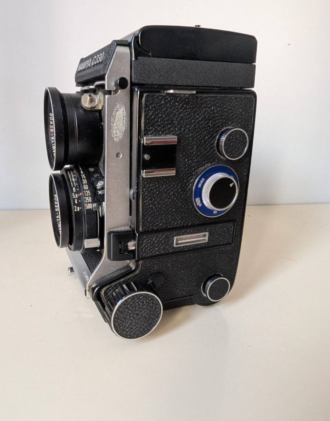 Mamiya C220 camera with 80mm f2.8 lens for sale