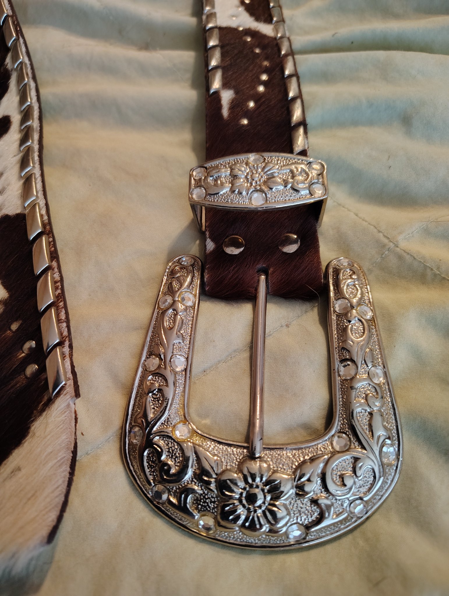 Snap On Vintage Cowhide Leather Belt - Floral Rivet Perforated Casual Belt, 1.5 Inch Width