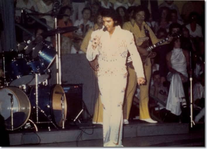 Elvis Presley at Cincinnati Gardens - June 27 1973