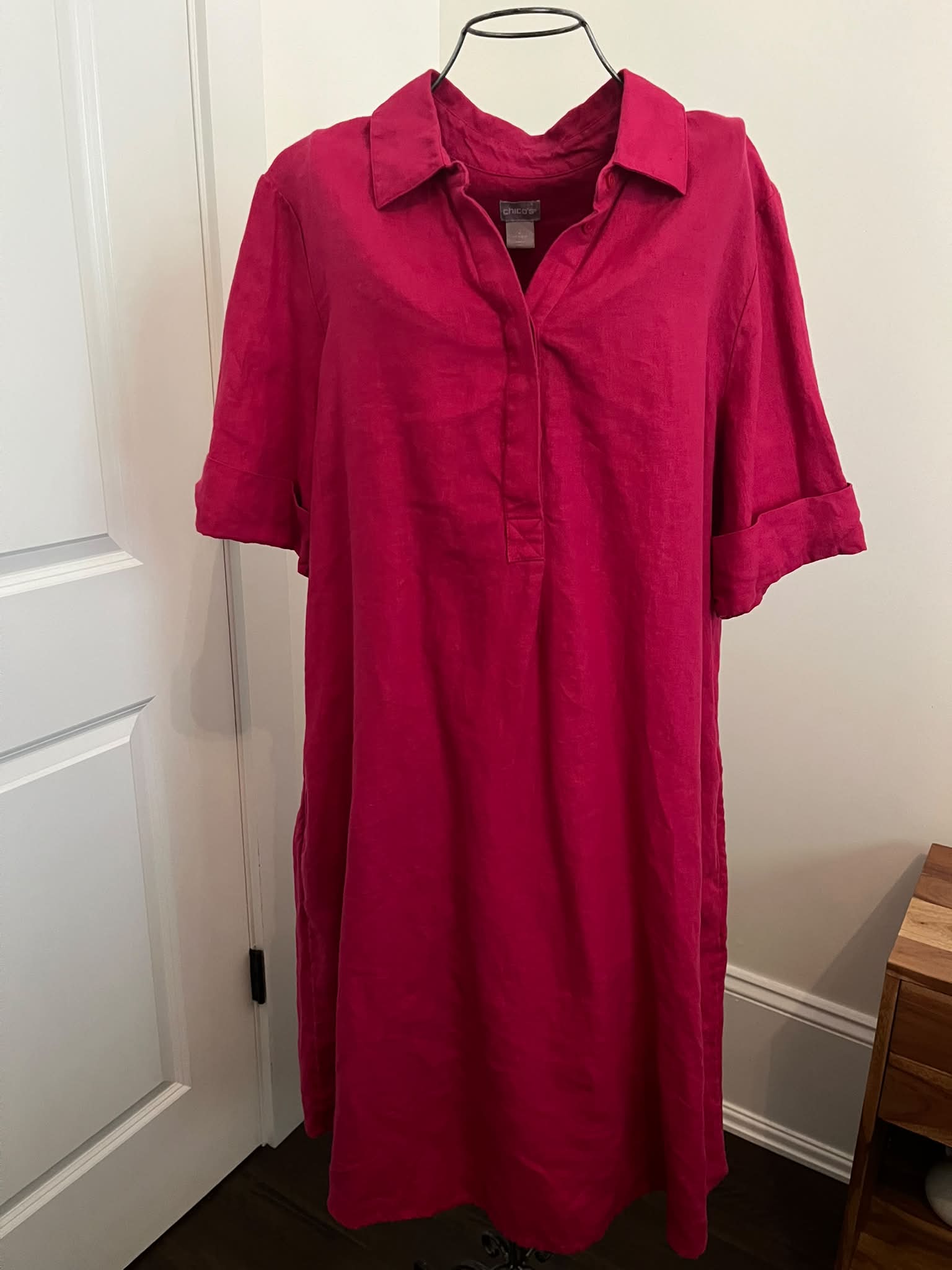 blue dress with white stripes Sail to Sable Navy & Stripe Short Sleeve Fit & Flare Tunic NAVY/WHITE Stripe / XS / SU2317 YGroup_rowan_velvet_dress Color:Berry Burst Pernella Pink Sequin Strapless Spread collar Button cuffs