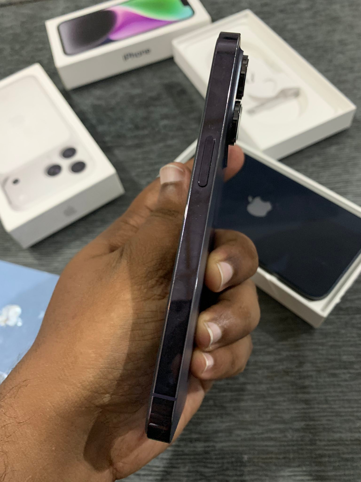 Apple iPhone 14 Pro 128gb Deep purple Display genuine parts 