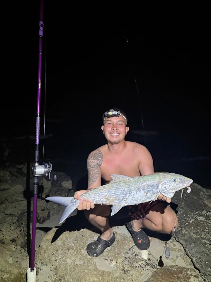 best menpachi fishing pole Okuma Hawaiian Limited Edition Custom B Spinning Rods, HWA-S-1072 MHBLU 10'7" Medium Heavy 1/2-2oz 8-20lb Having worked with local fishermen from various islands This setup CHANGED THE GAME!