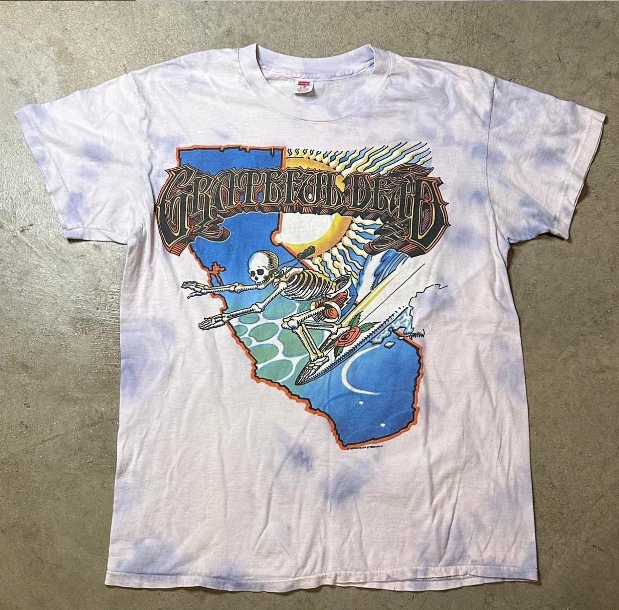Hi! I just won this shirt in an auction and wondering if anyone