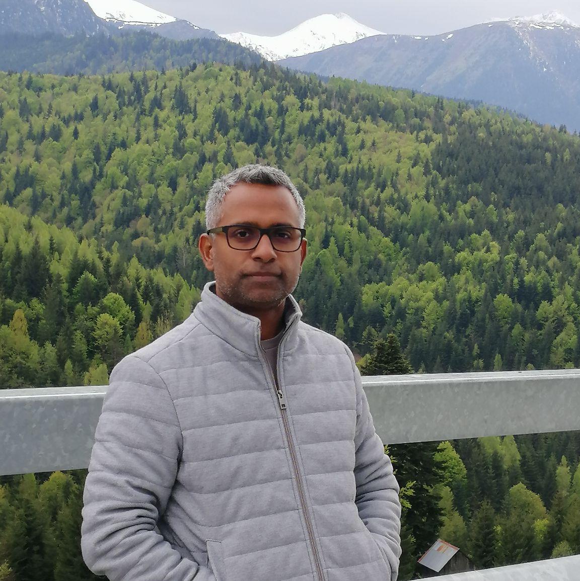 Dinesh Sanjeewa Ranasinghe