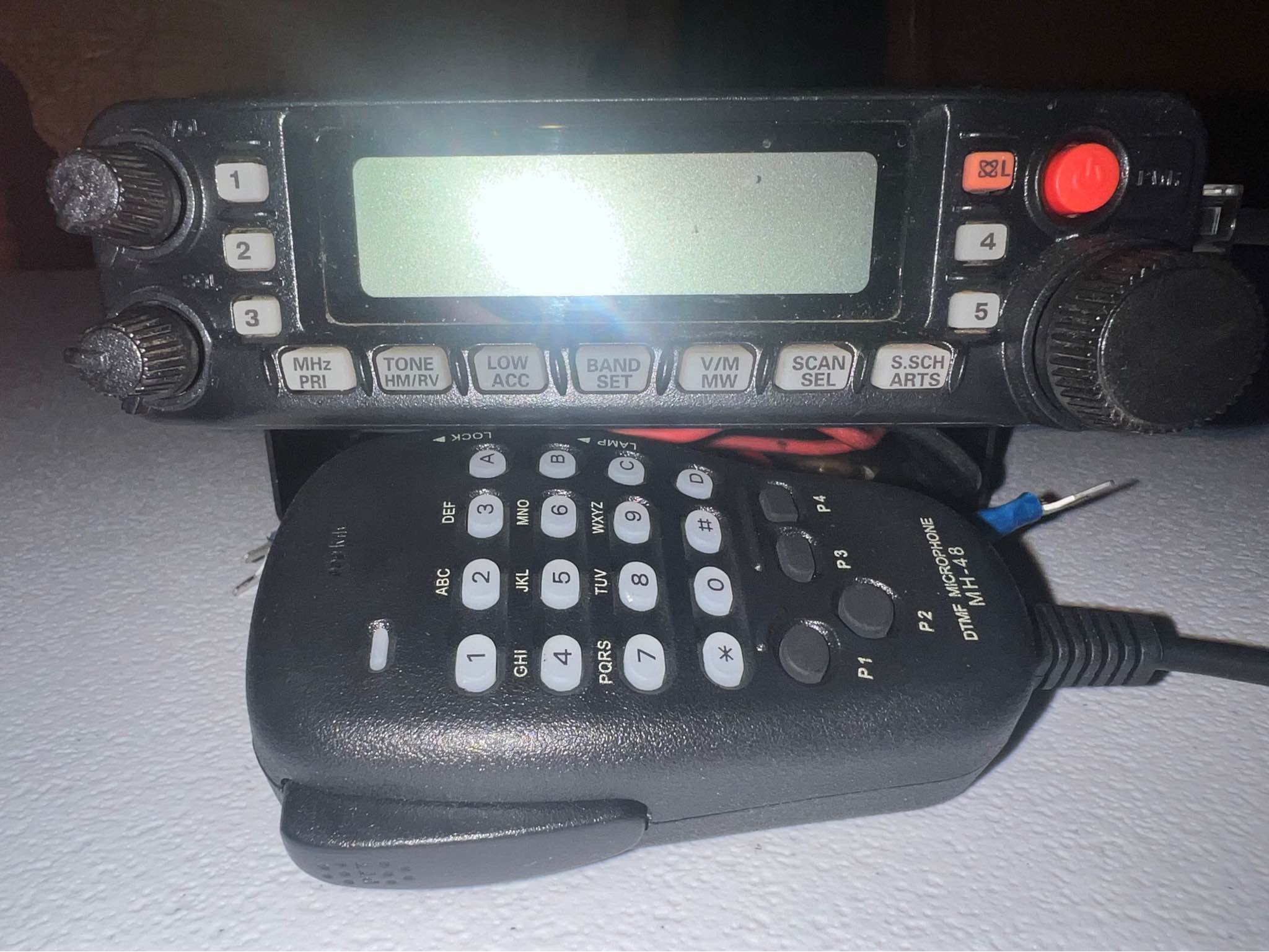 Yaesu FT-7900 dual band FM transceiver. includes a MH-48 DTMF
