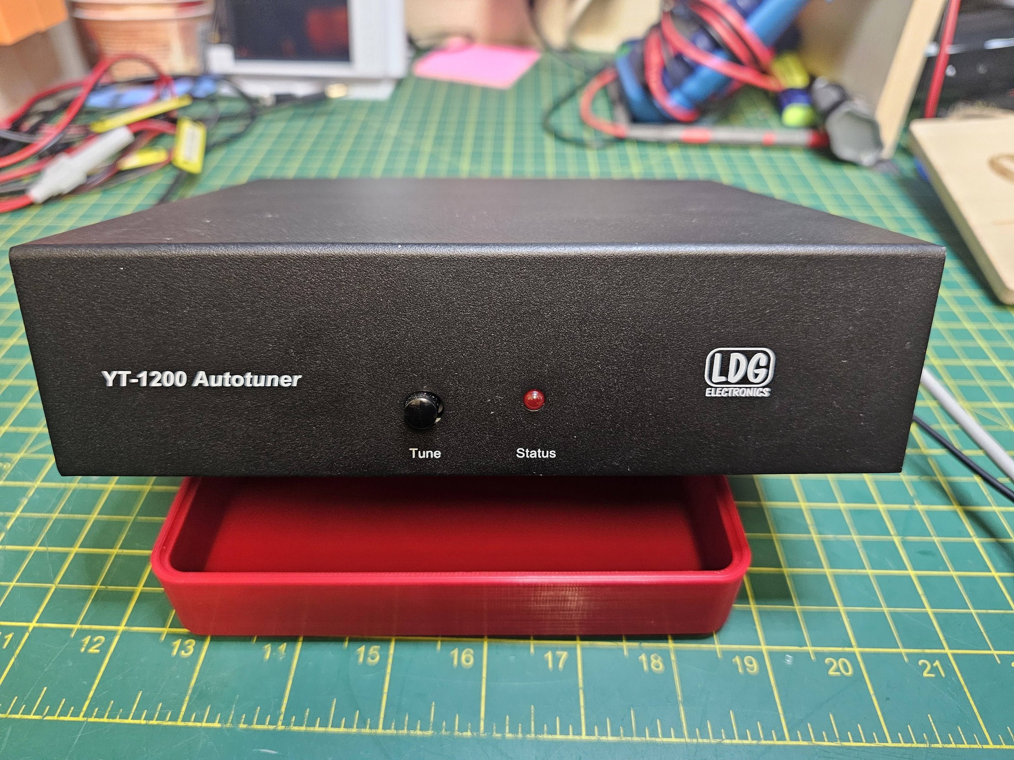 LDG Z-817 auto tuner for QRP radios