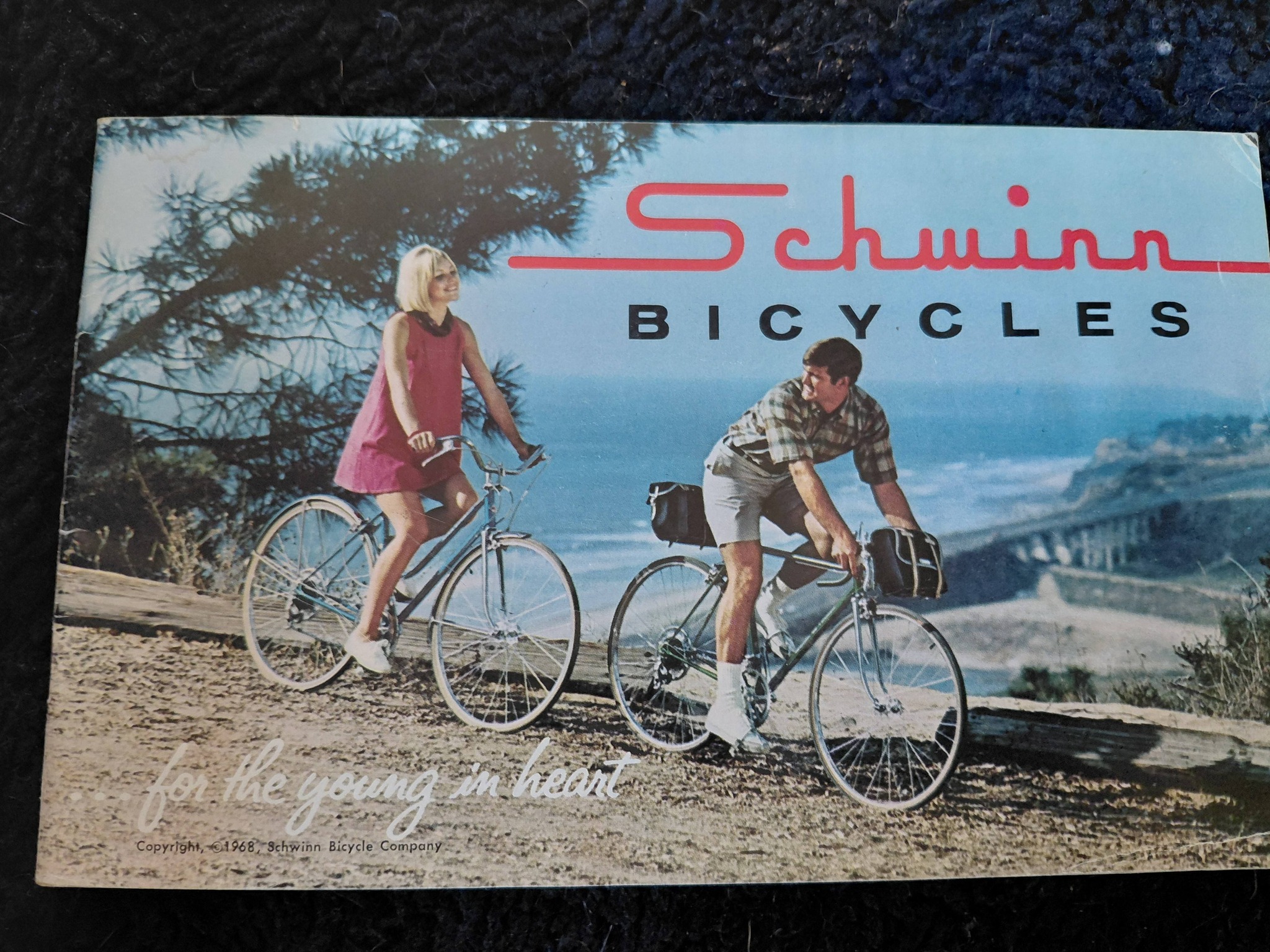 vintage schwinn bicycle catalogs 1976 BICYCLES CATALOG BOOK ROAD SCRAMBLER BMX NOS 1968 Schwinn Catalog
